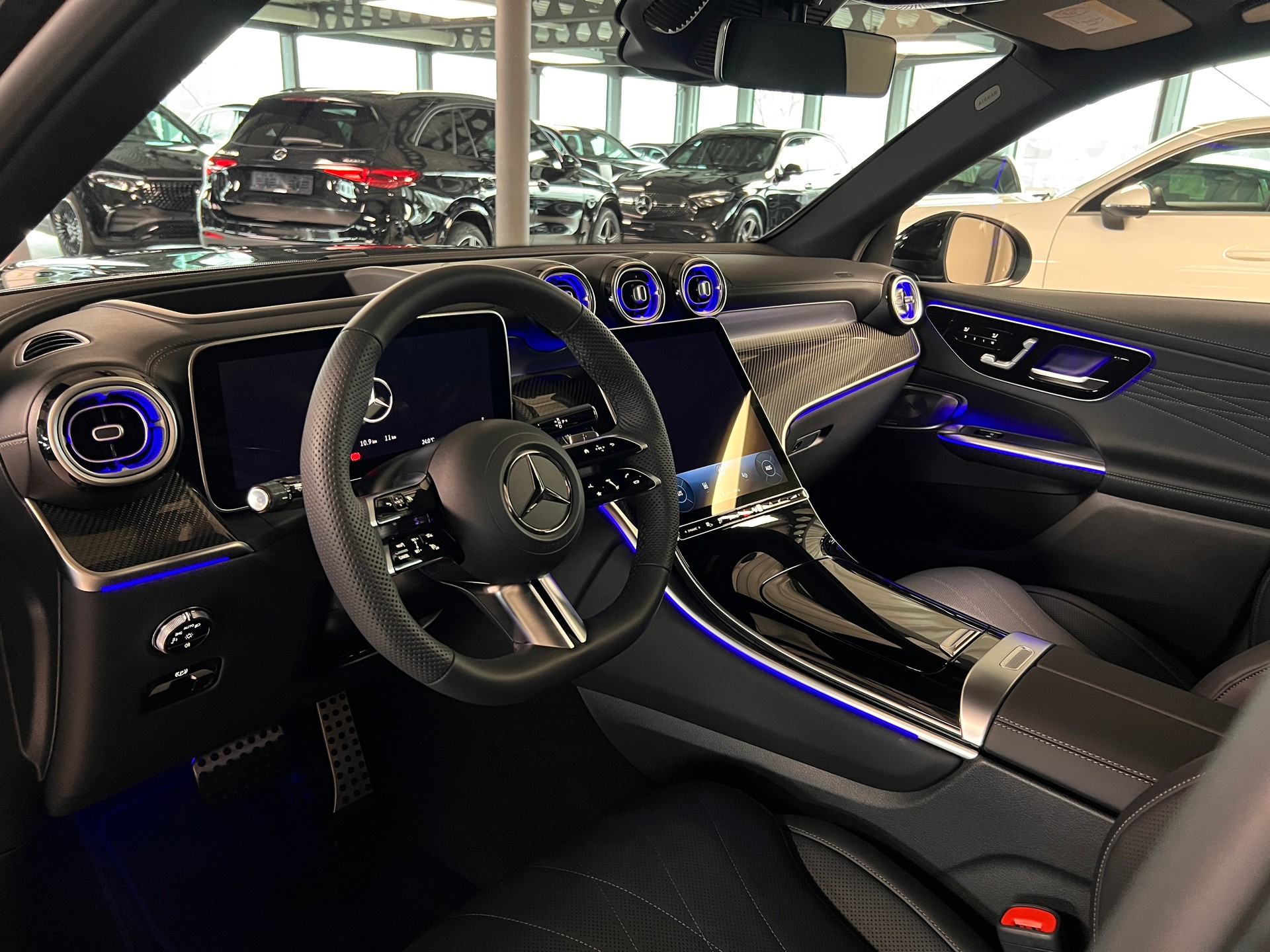MERCEDES-BENZ GLC 400 e 4Matic EQ Star 9G-Tronic-image-10