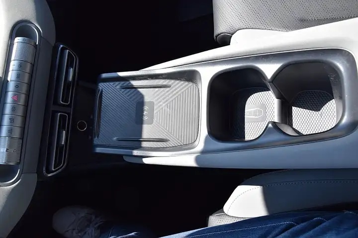 BYD Dolphin Surf "Comfort" (115 kW/156 PS)-image-9