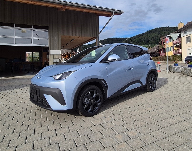 BYD Dolphin Surf "Comfort" (115 kW/156 PS)-showroom-element-1