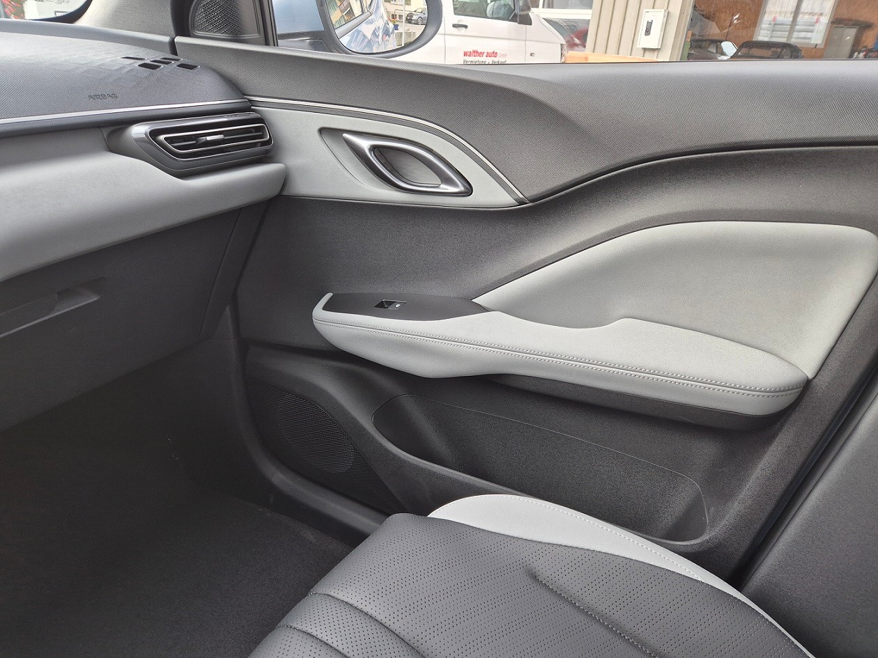 BYD Dolphin Surf "Comfort" (115 kW/156 PS)-image-20