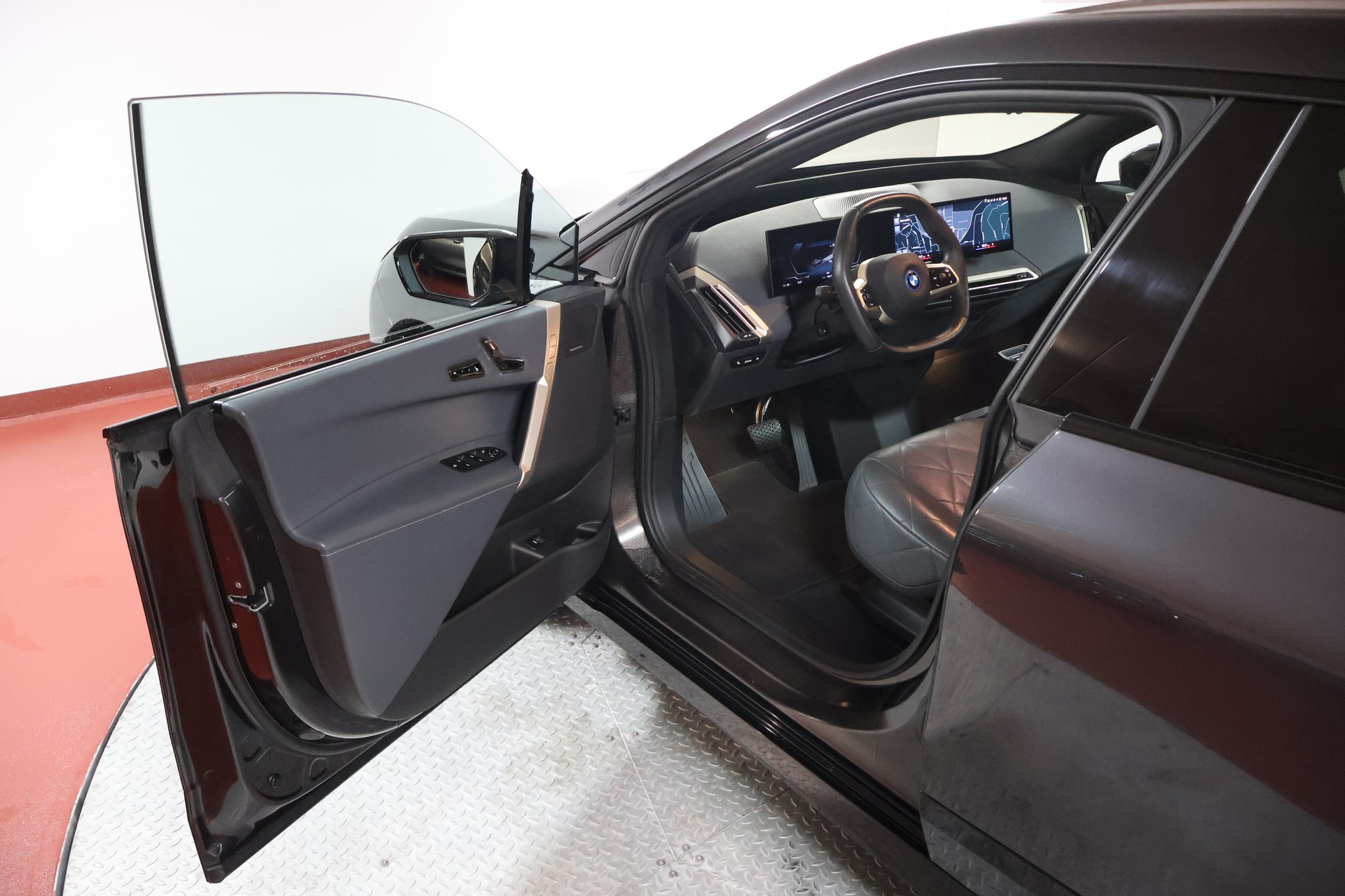 BMW iX xDrive40 SPORTPAKET-image-4
