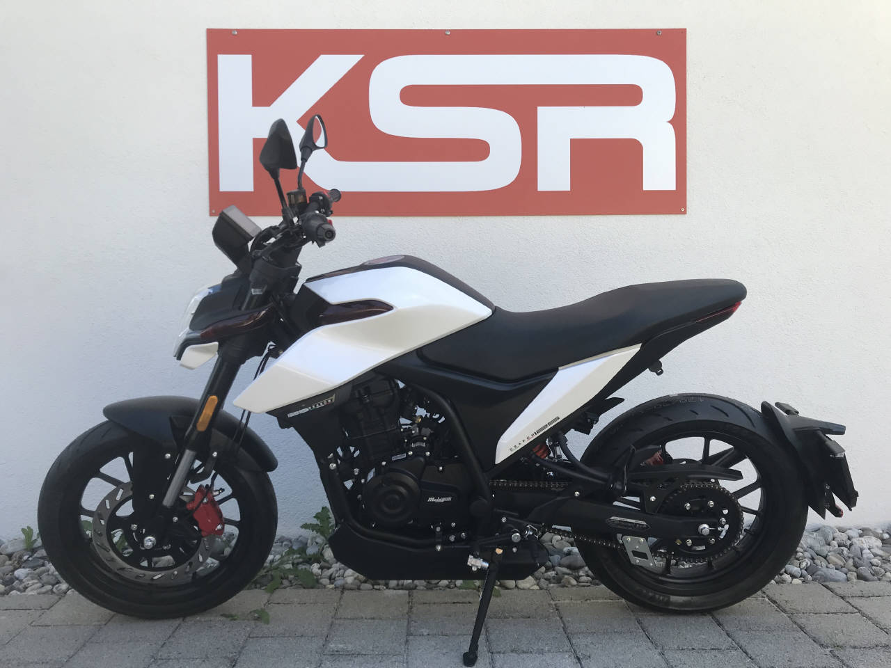 MALAGUTI Drakon 125 ABS-showroom-element-1