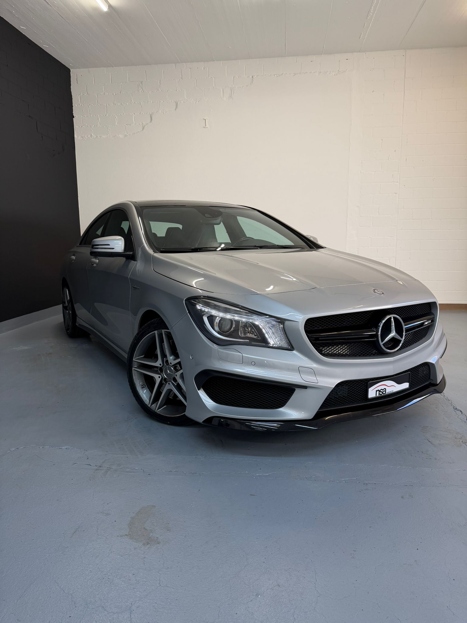 MERCEDES-BENZ CLA 45 AMG