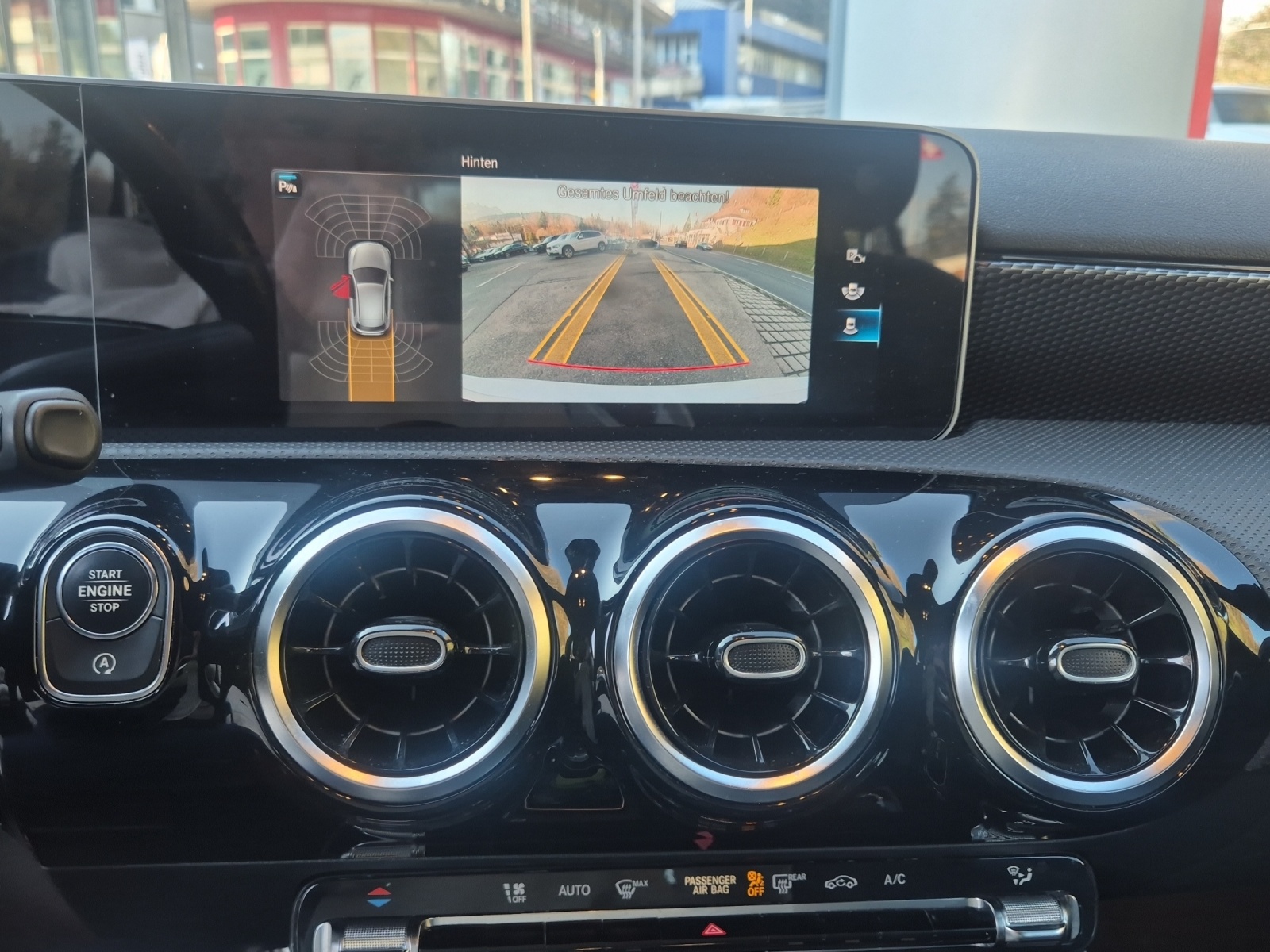 MERCEDES-BENZ A 180 d Edition Night Paket-image-25