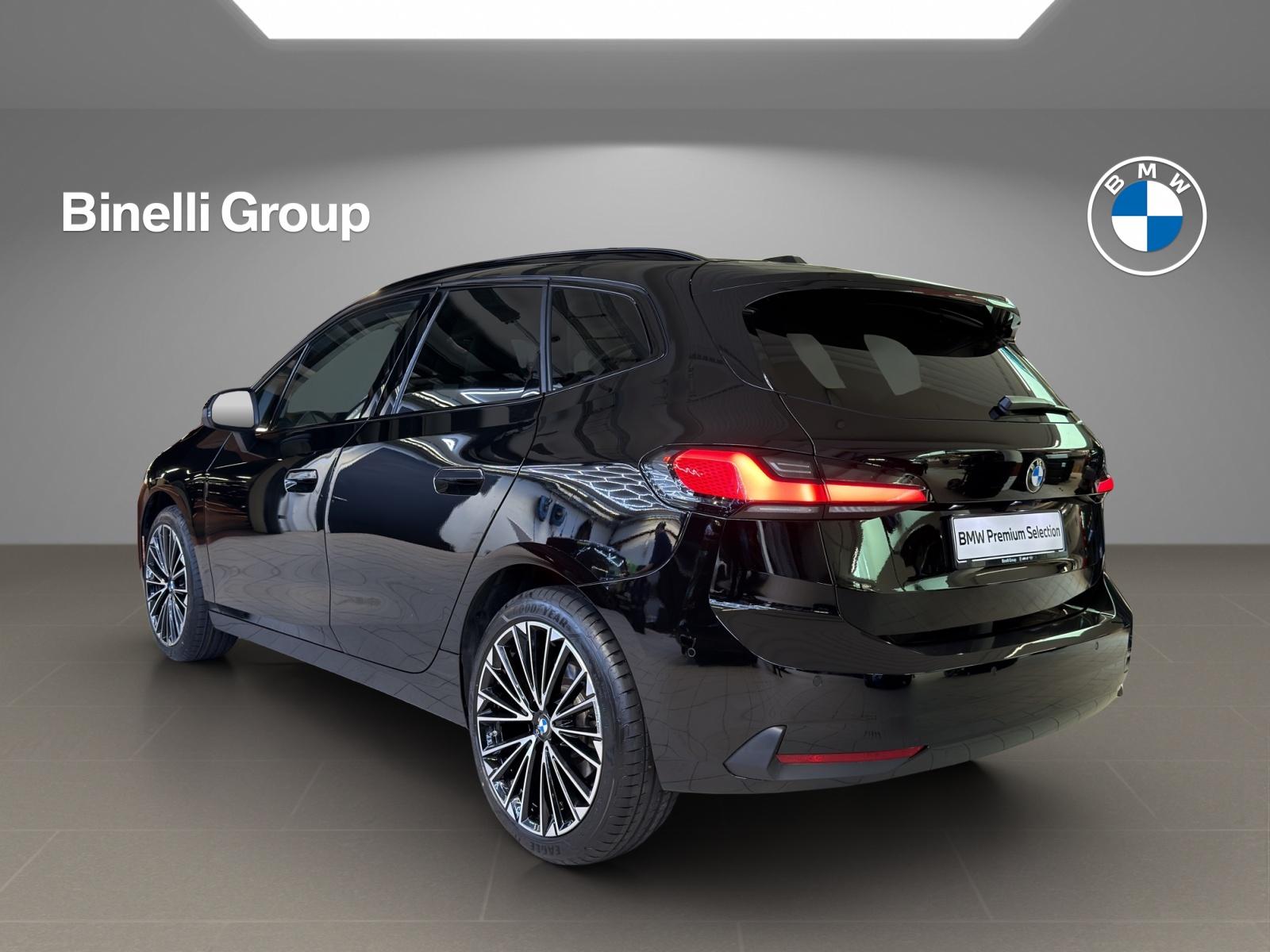 BMW 218d Active Tourer-image-13