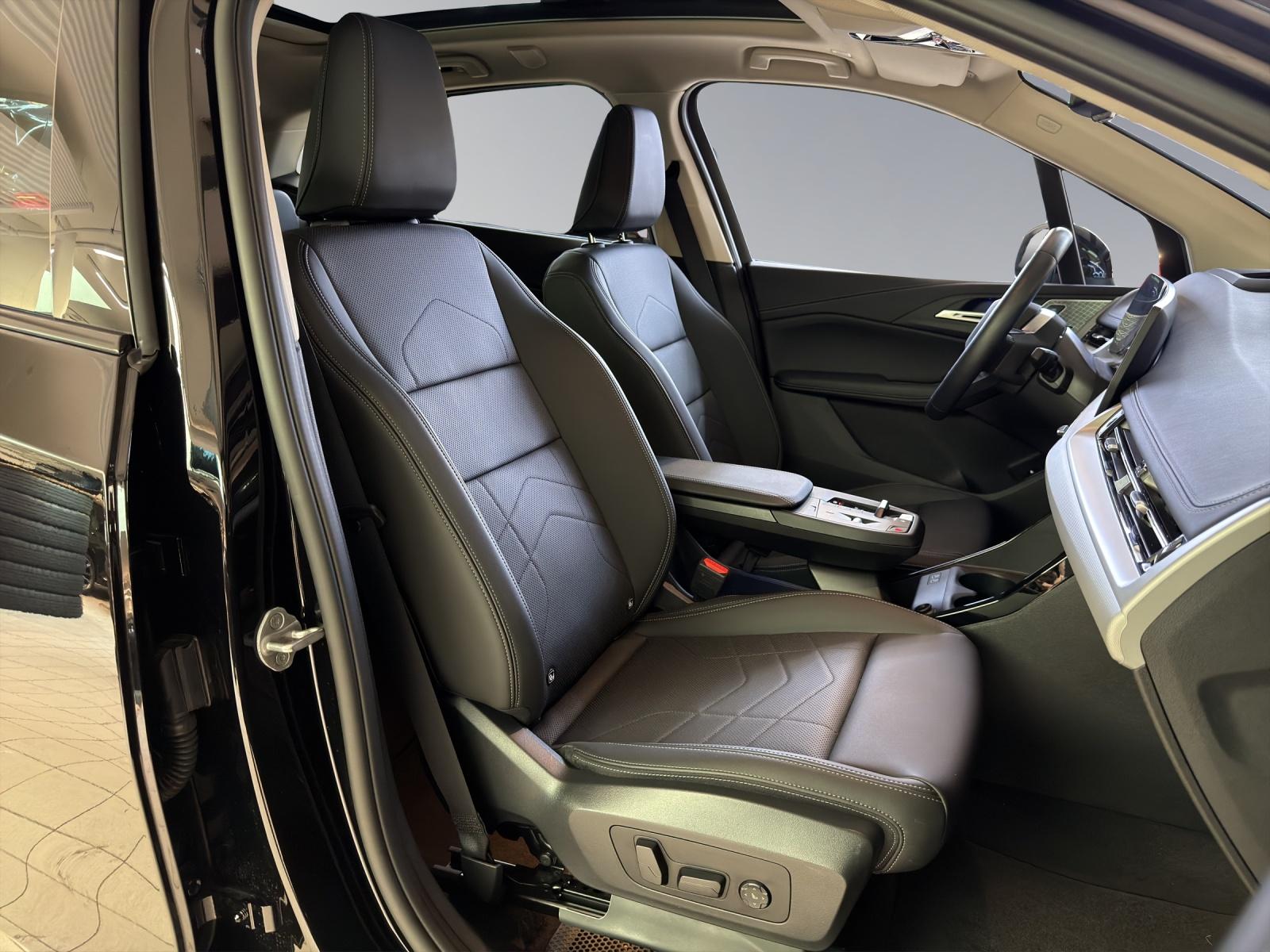 BMW 218d Active Tourer-image-19
