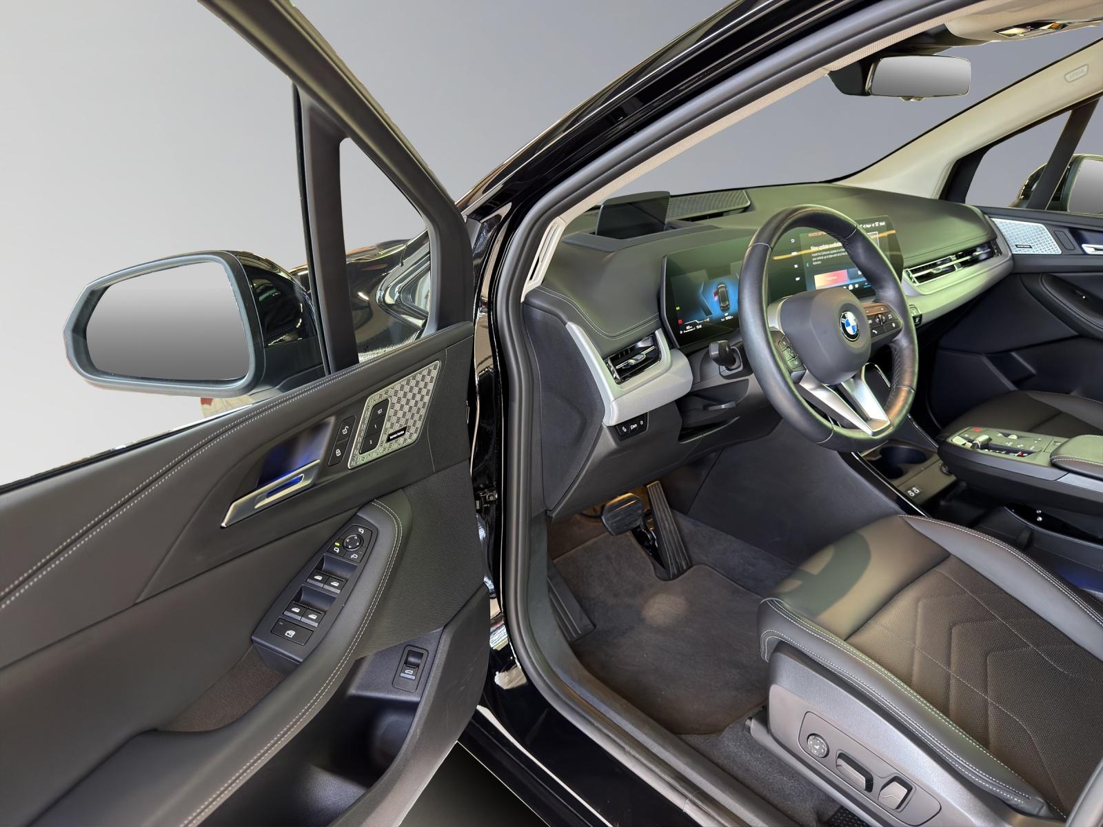 BMW 218d Active Tourer-image-4