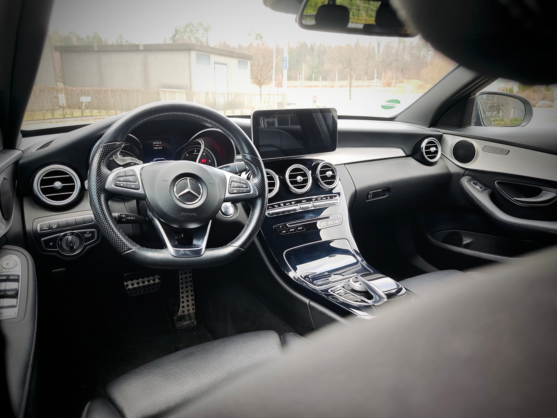 MERCEDES-BENZ C 250 d AMG Line 4m Kombi-image-2