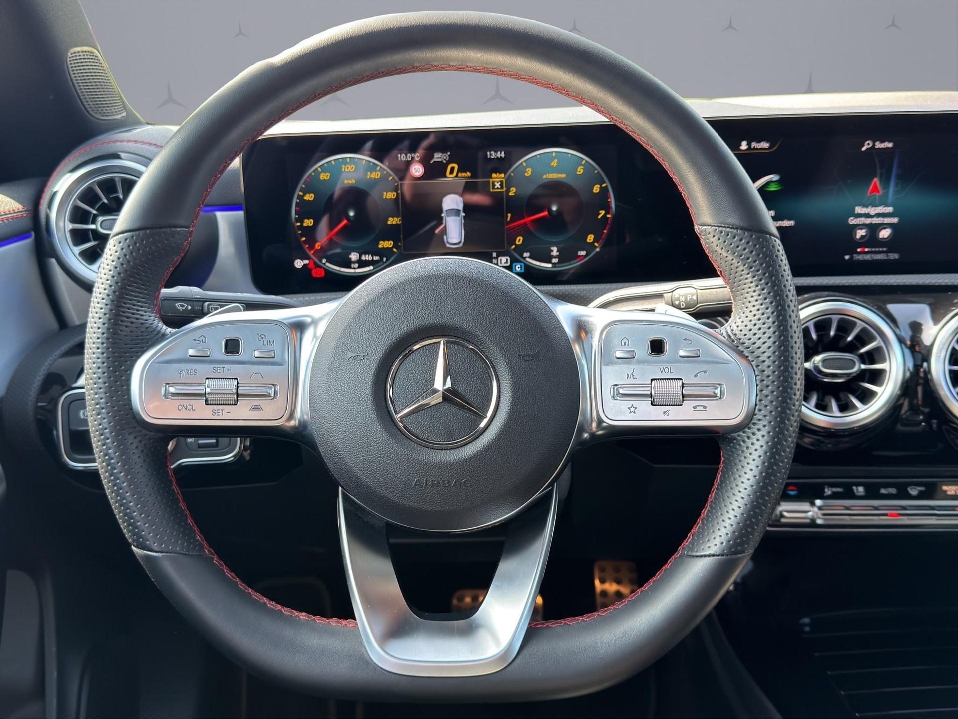 MERCEDES-BENZ CLA 250 AMG Line 4matic Shooting Brake-image-11