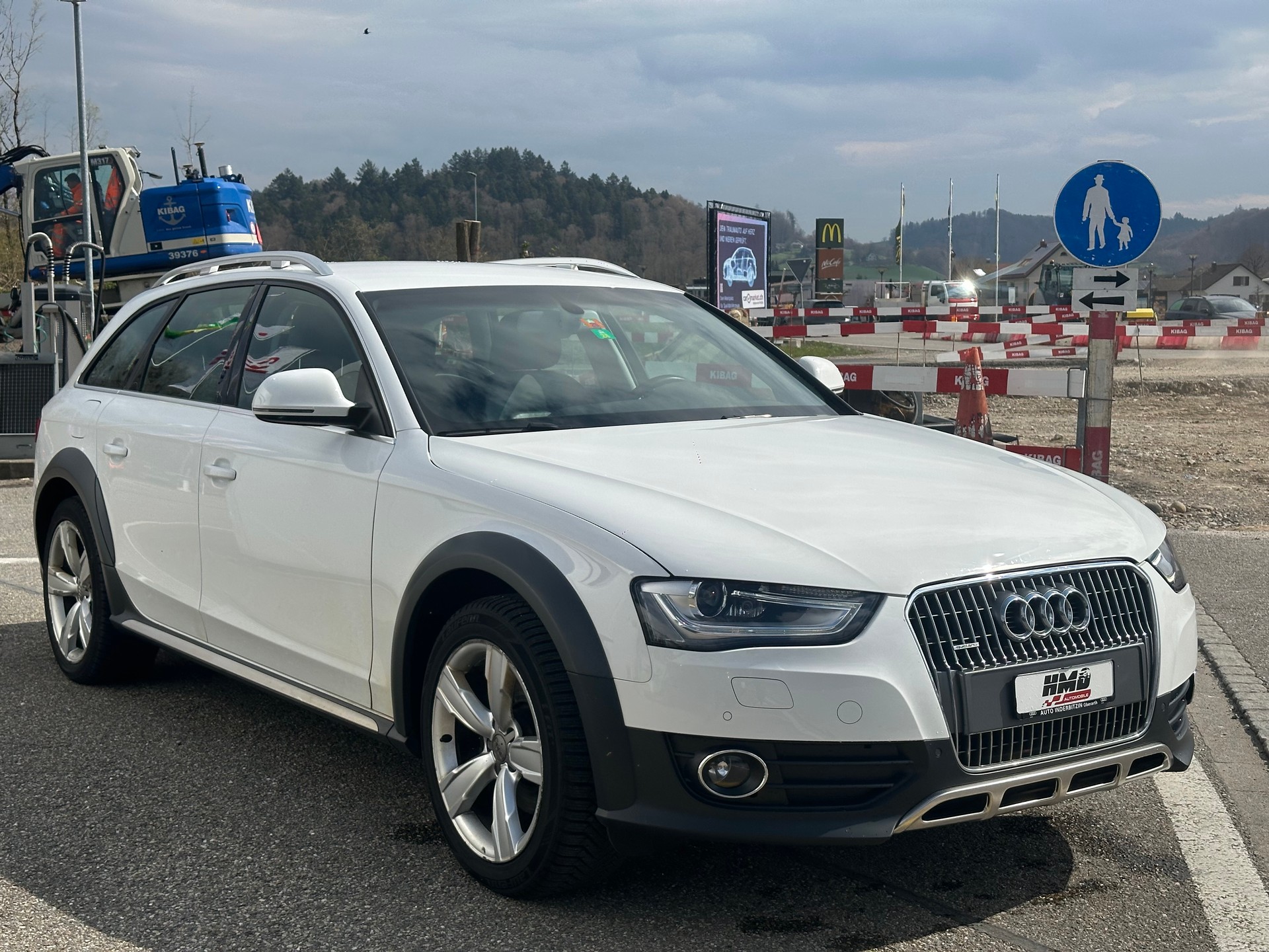 AUDI A4 allroad 2.0 TFSI quattro S-tronic-image-7