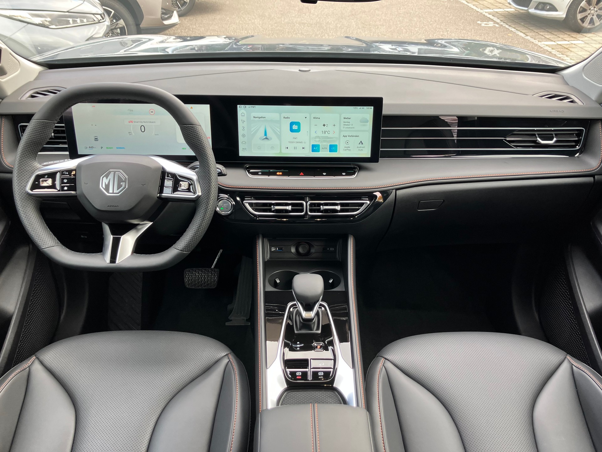 MG HS 1.5 T Hybrid+ Luxury-image-8