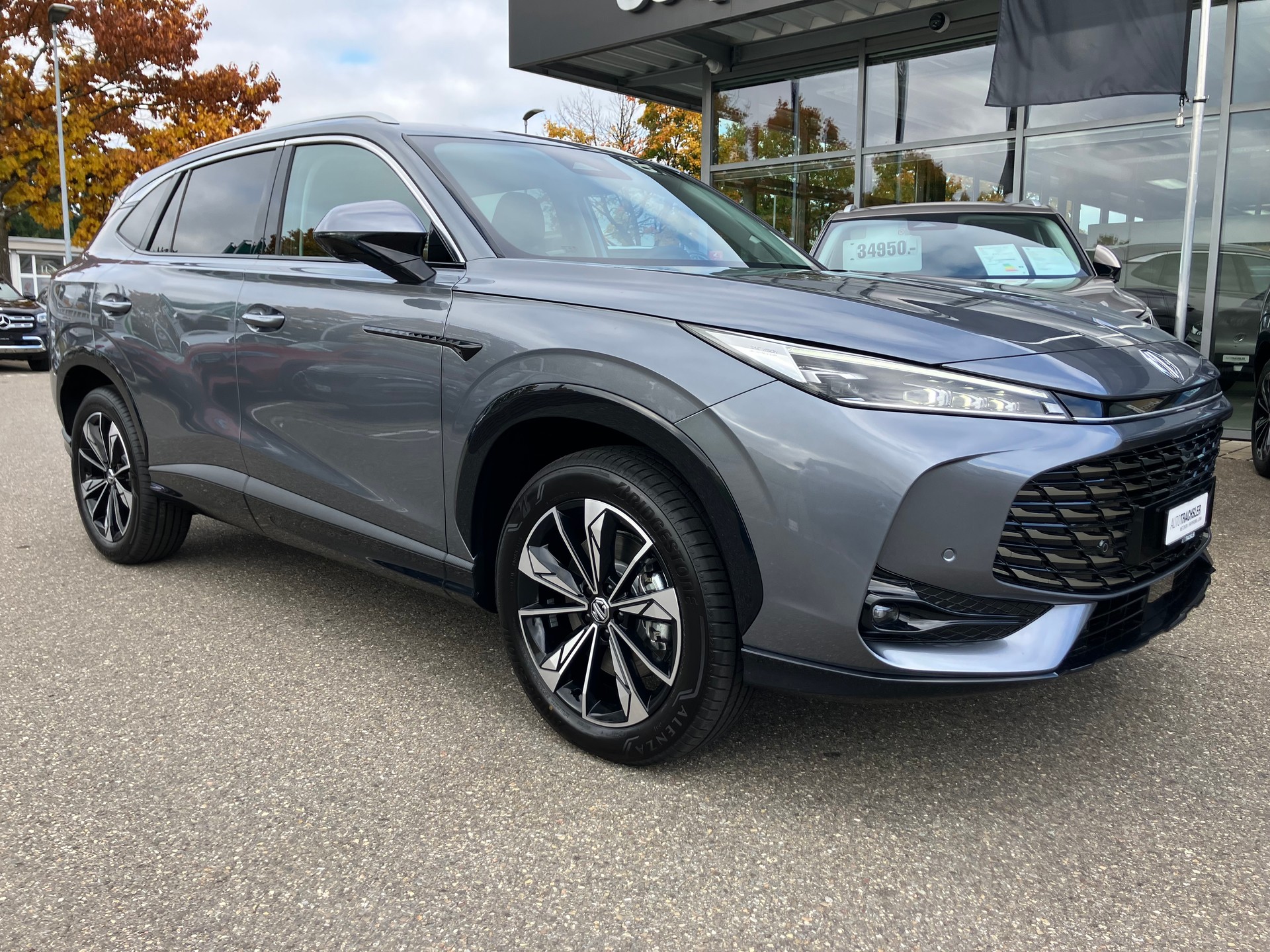 MG HS 1.5 T Hybrid+ Luxury-image-1