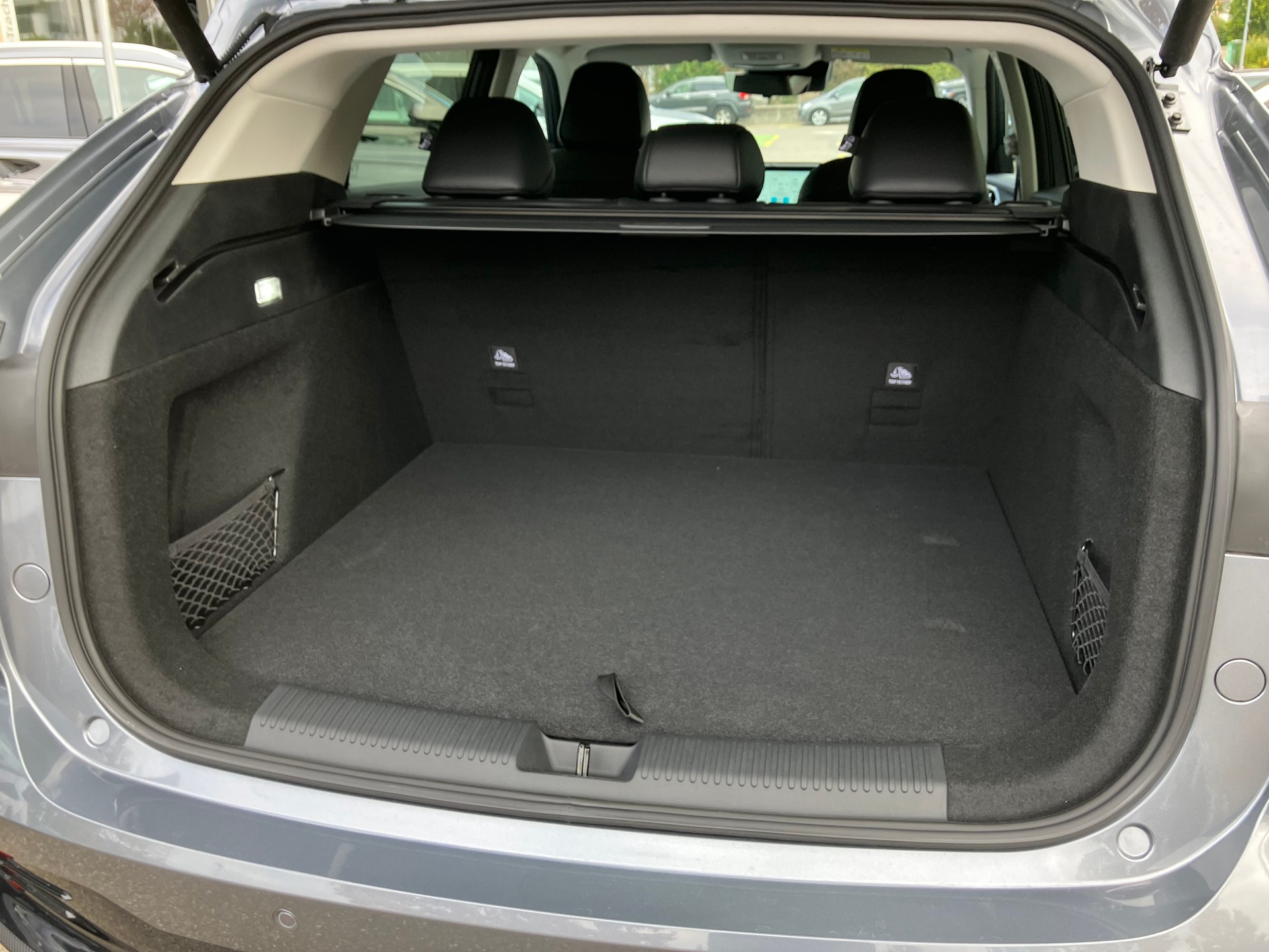 MG HS 1.5 T Hybrid+ Luxury-image-5