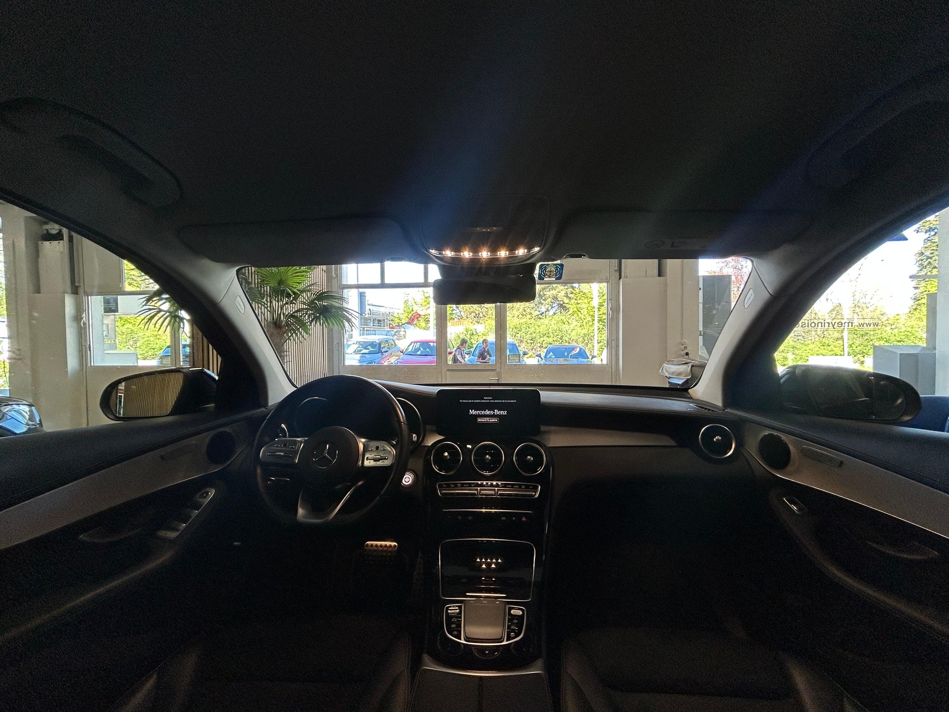 MERCEDES-BENZ GLC 220 d AMG Line 4m-image-7