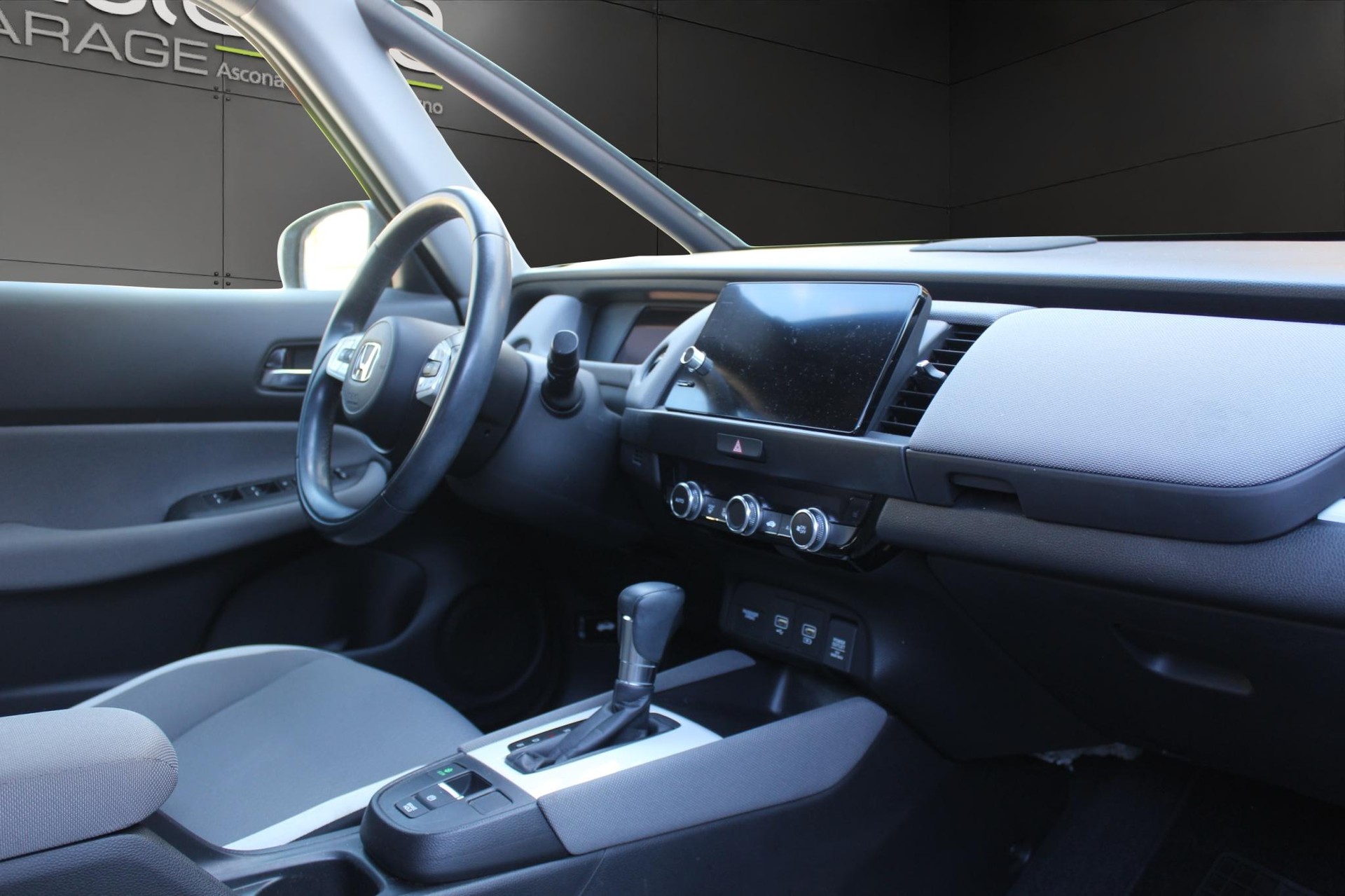 HONDA Jazz 1.5 i-MMD Crosstar Executive-image-11