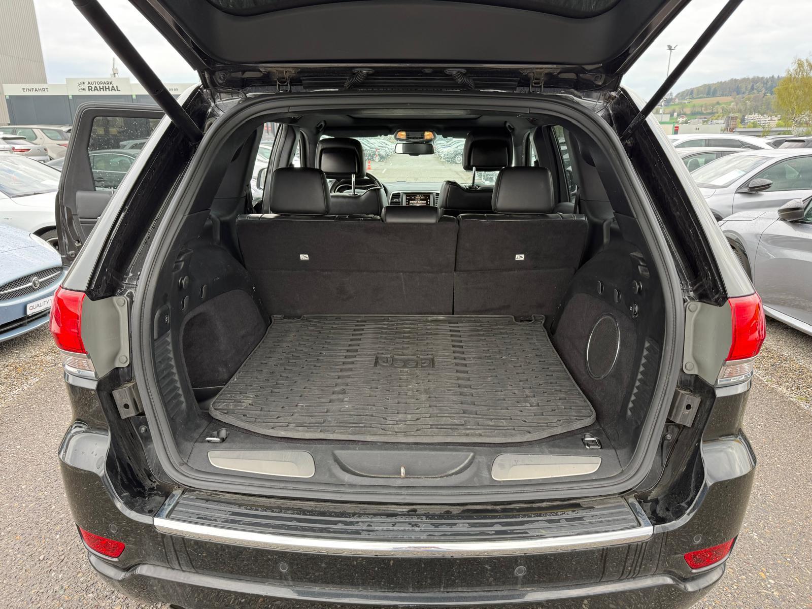 JEEP Grand Cherokee 3.0 CRD 250 Overland-image-13