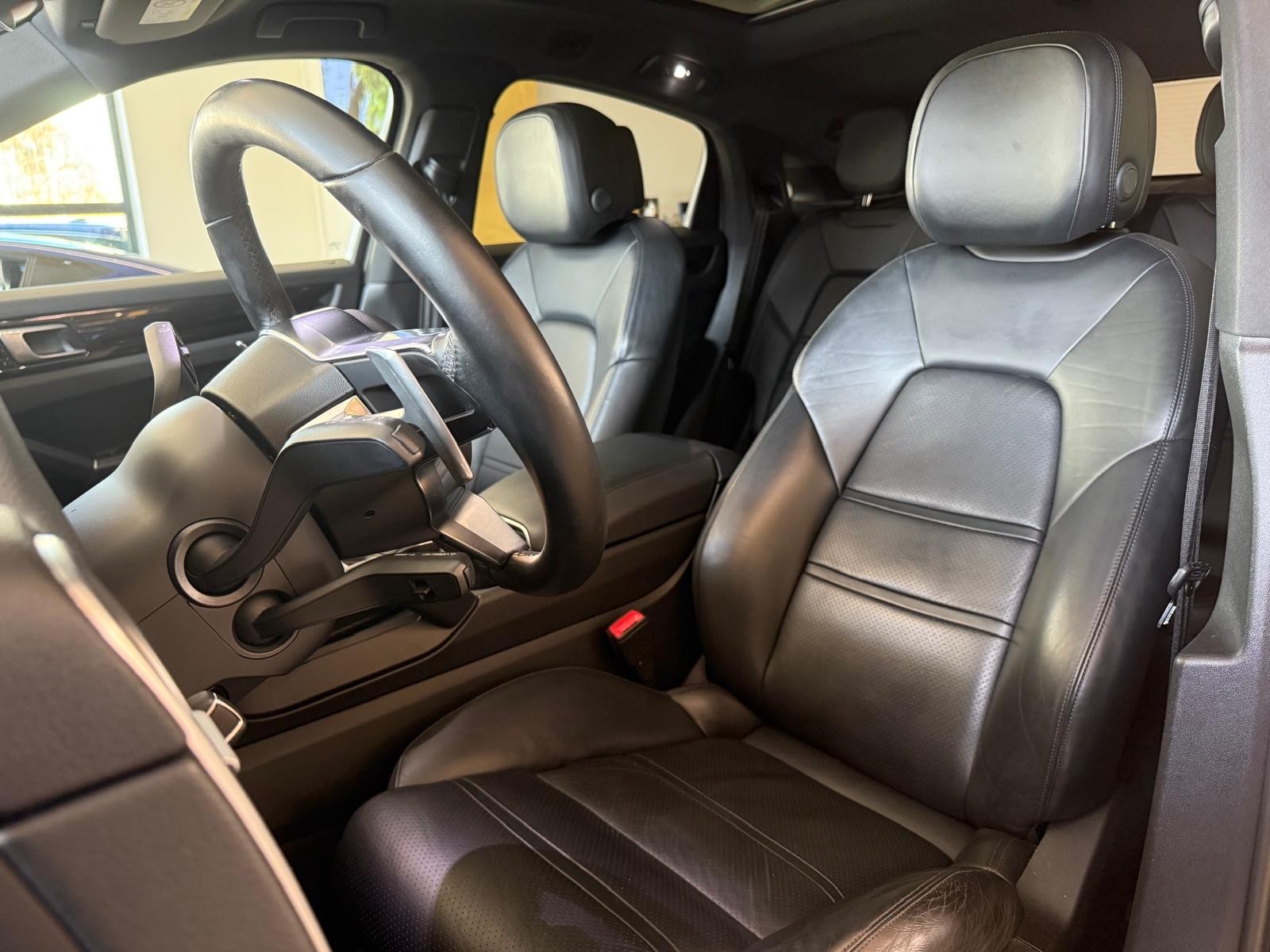 PORSCHE Cayenne S Coupé-image-12