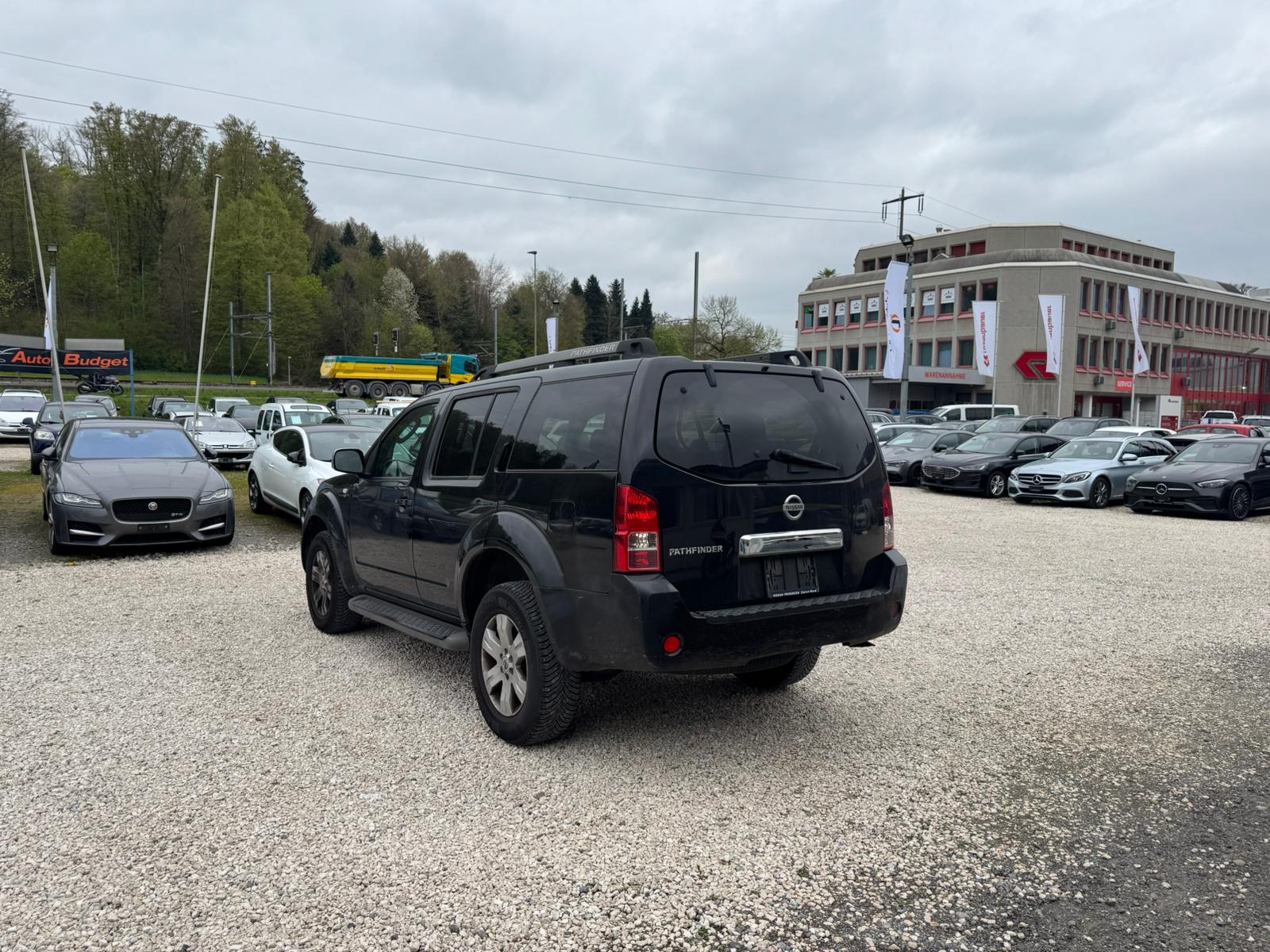 NISSAN Pathfinder 2.5 dCi LE-image-5