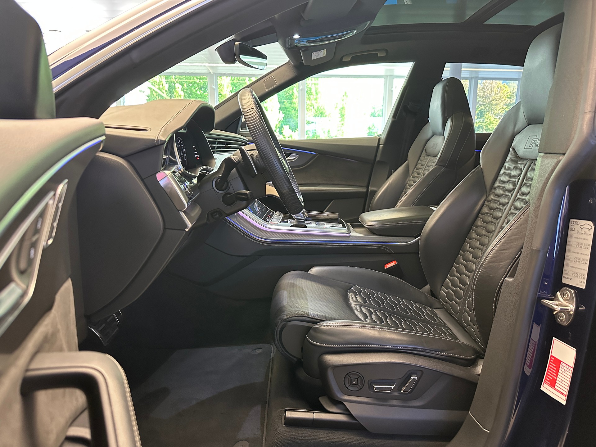 AUDI RSQ8 quattro tiptronic-image-12