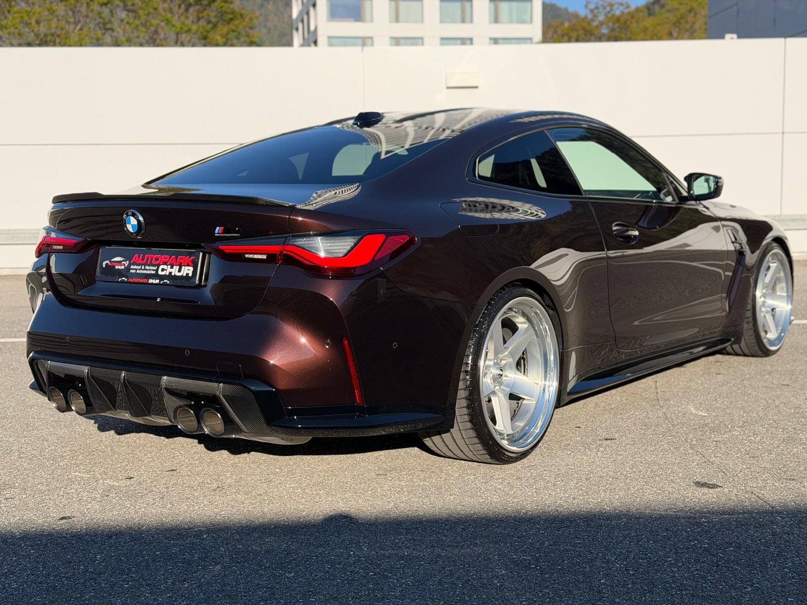 BMW M4 Coupé Competition Individual Macadamia Braun Werksgarantie bis 01.2029-image-4
