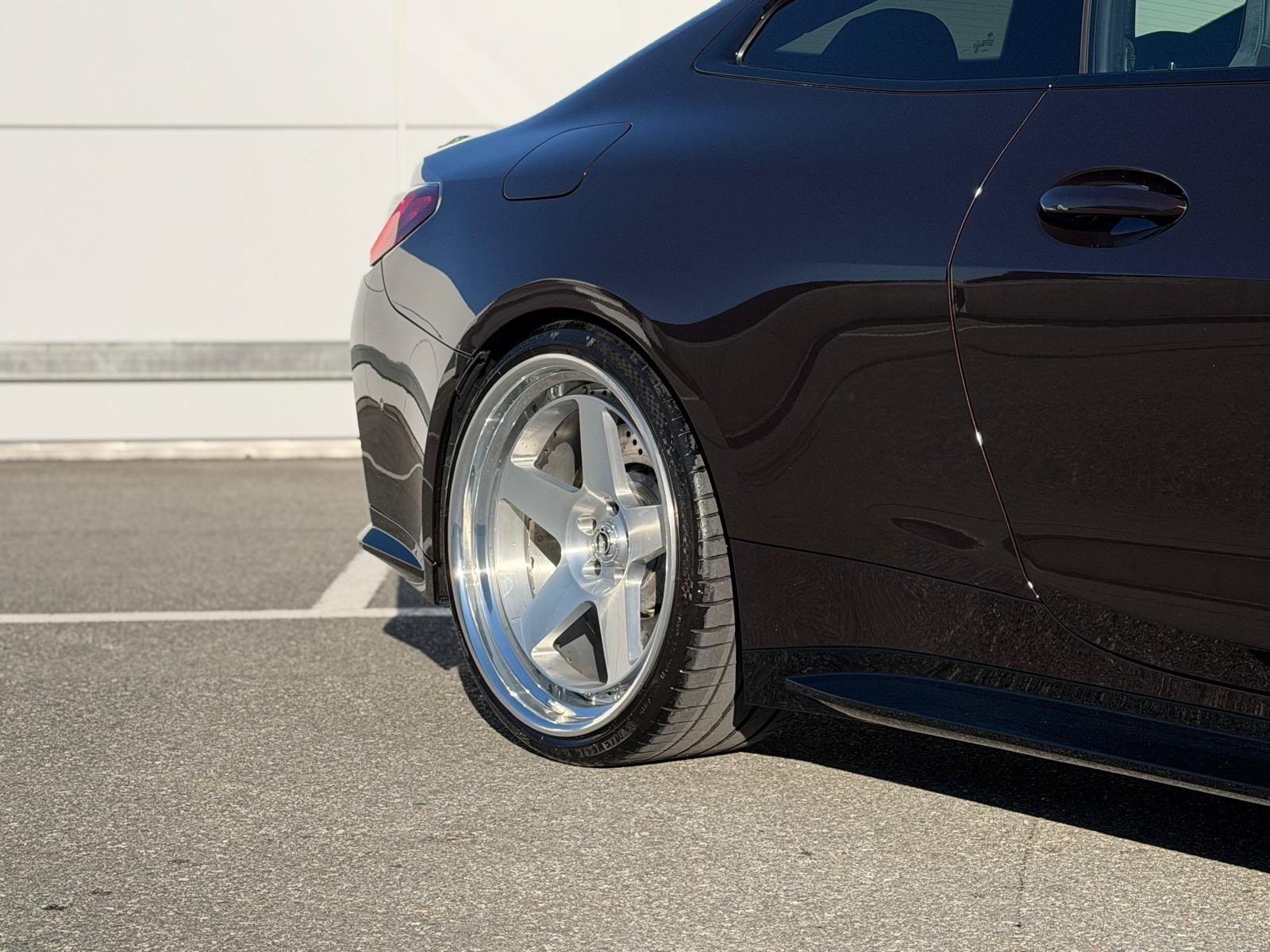 BMW M4 Coupé Competition Individual Macadamia Braun Werksgarantie bis 01.2029-image-8
