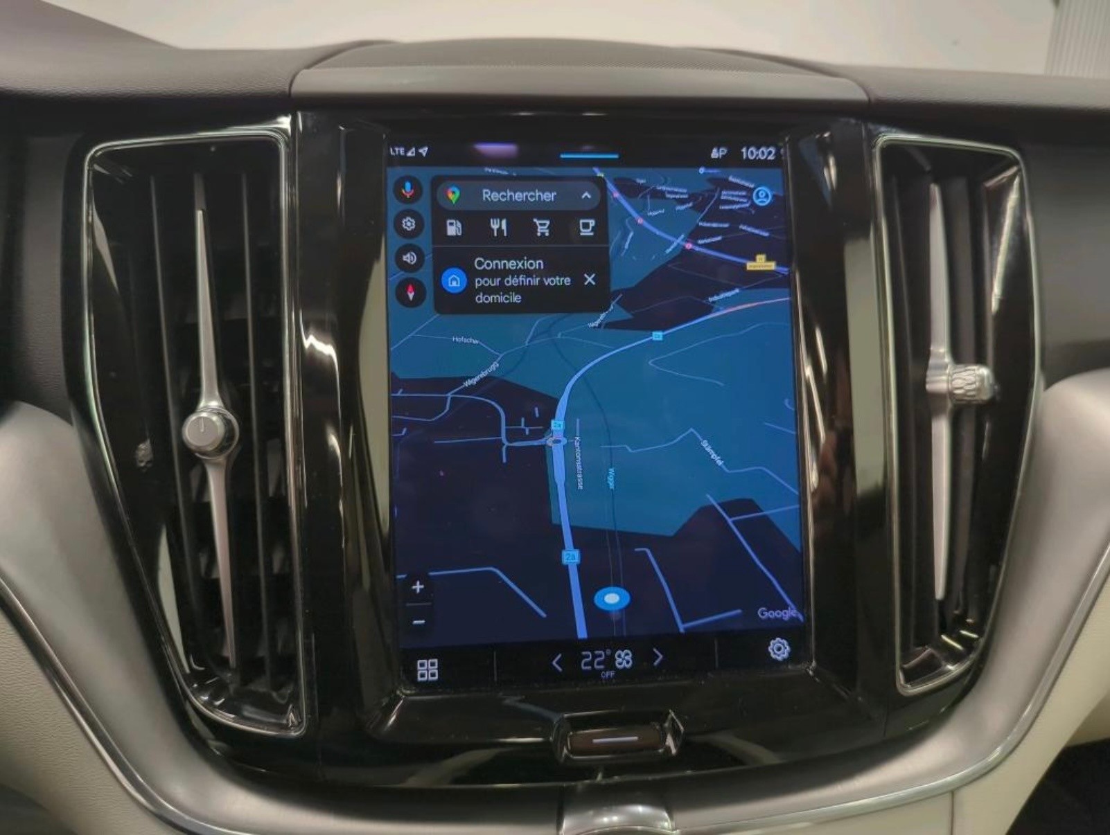 VOLVO XC60 B4 Diesel Mild Hybrid AWD Core Geartronic-image-12
