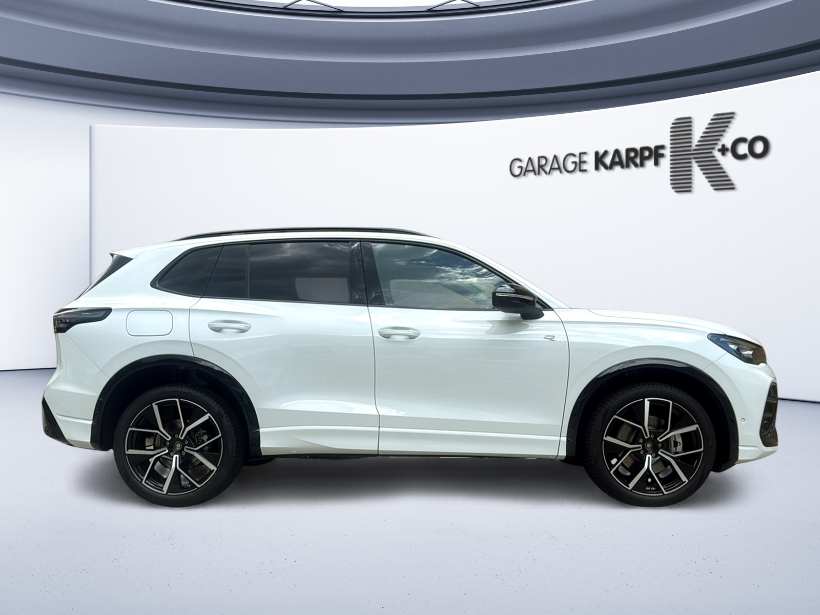 VW Tiguan 2.0 TSI DSG R-Line United 4Motion-image-5
