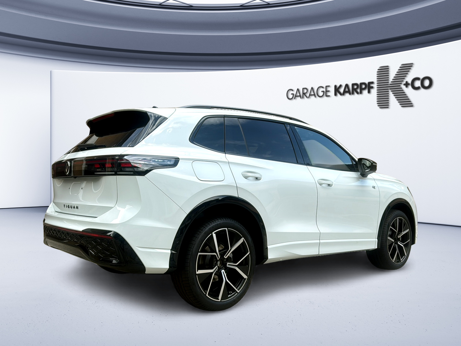 VW Tiguan 2.0 TSI DSG R-Line United 4Motion-image-4