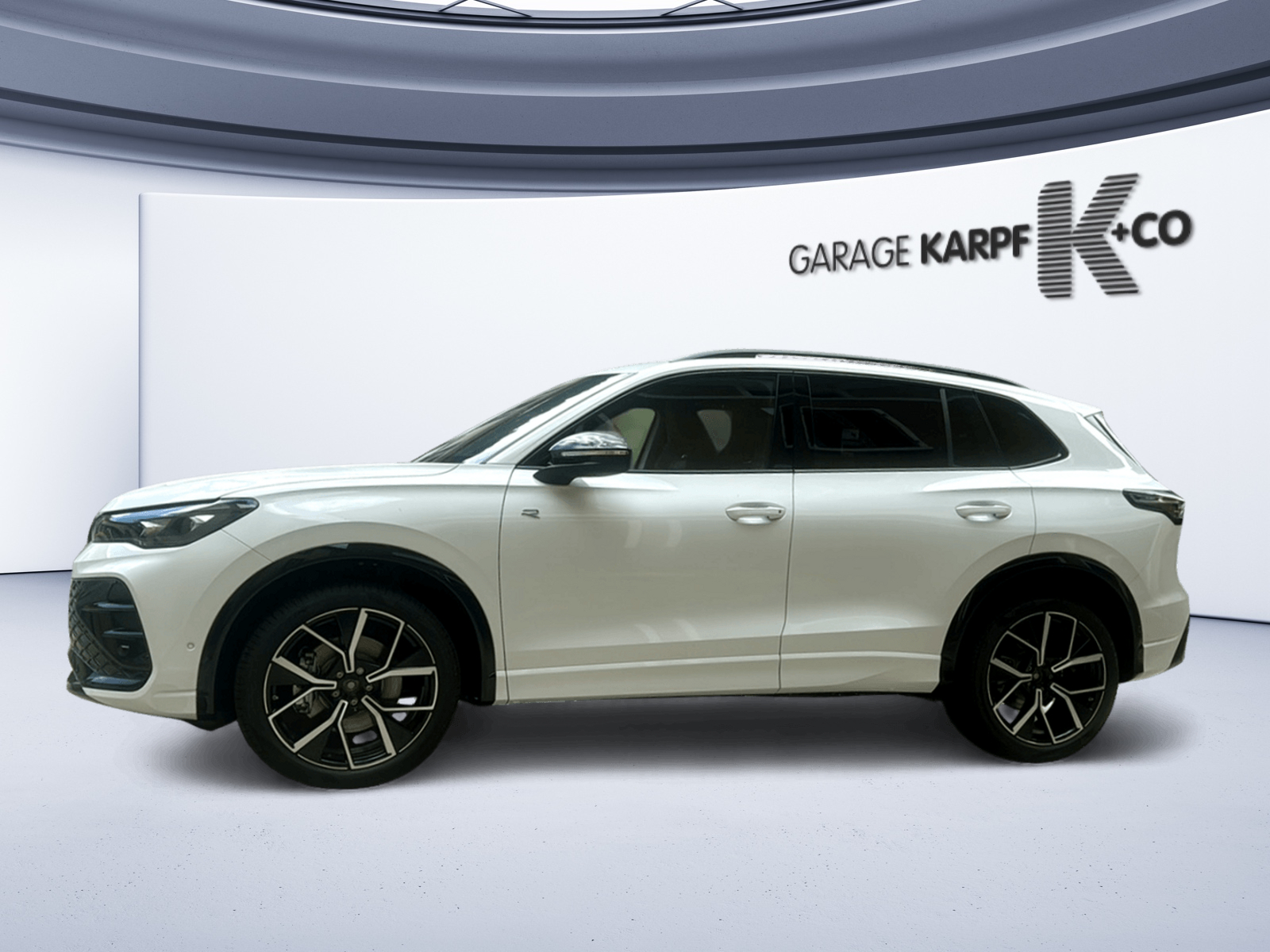 VW Tiguan 2.0 TSI DSG R-Line United 4Motion-image-1