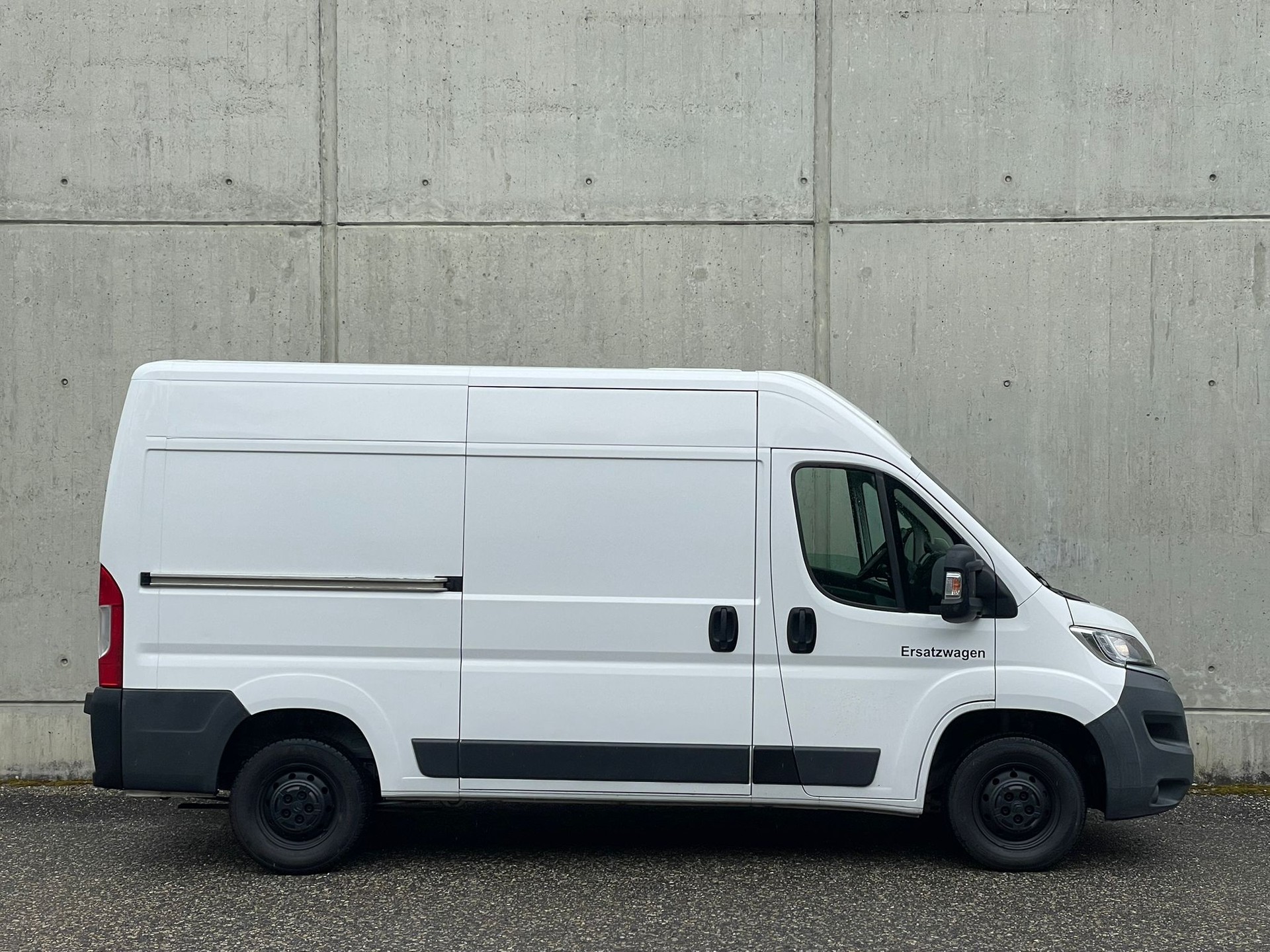 CITROEN Jumper 30 2.0 BlueHDi 130 Confort L2H2-image-4