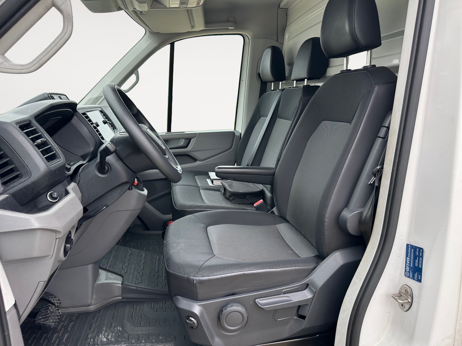 MAN TGE 3.180 Koffer / Hebebühne / AHK-image-4