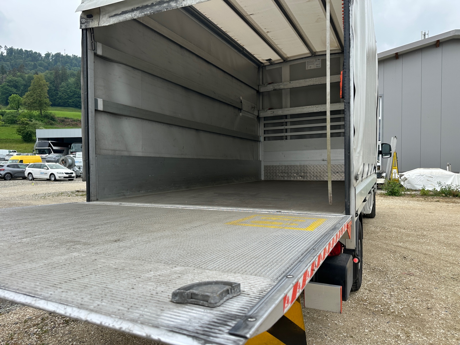 MAN TGE 3.180 Koffer / Hebebühne / AHK-image-12