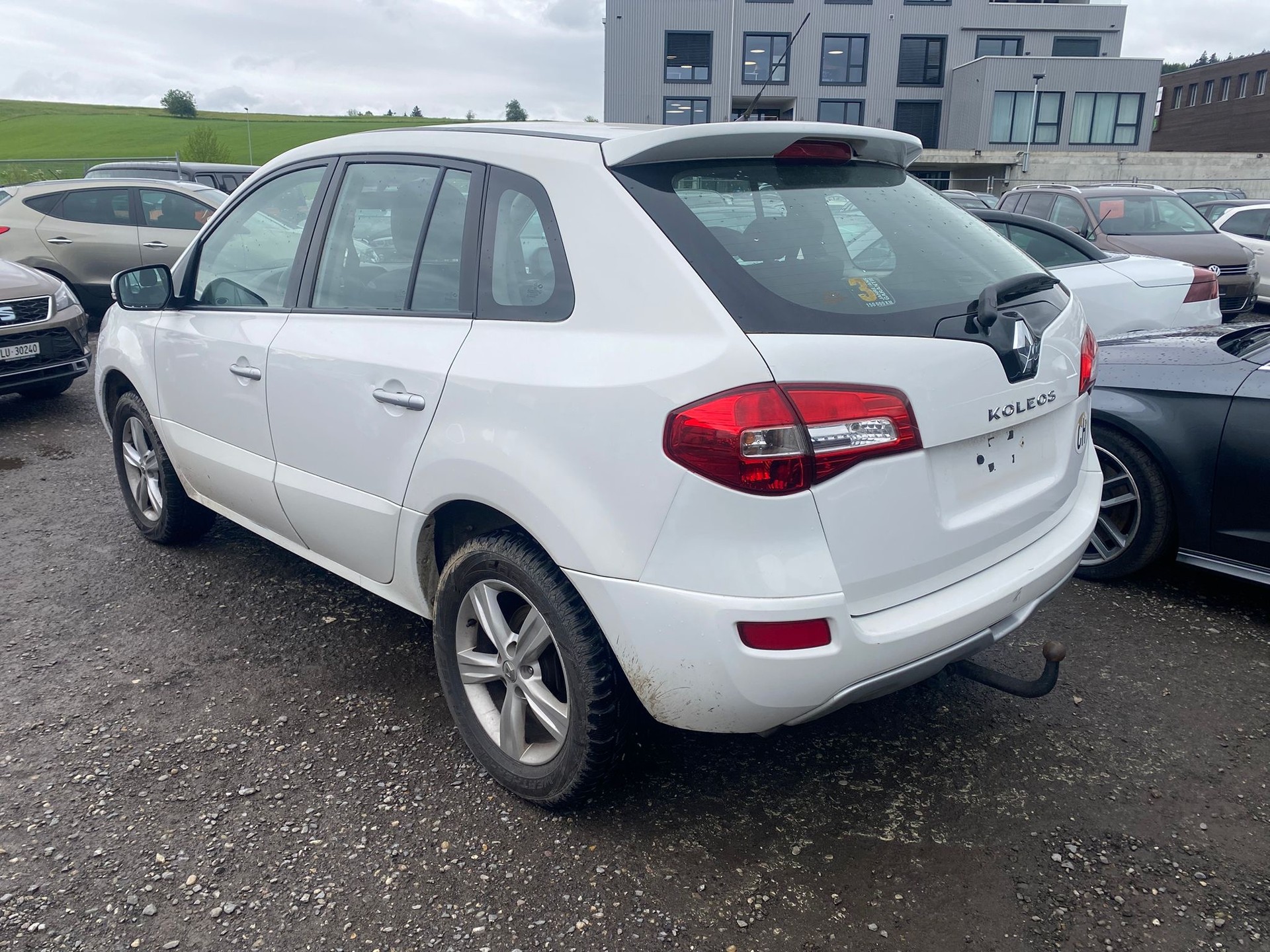 RENAULT Koleos 2.5 Dynamique 4x4-image-2
