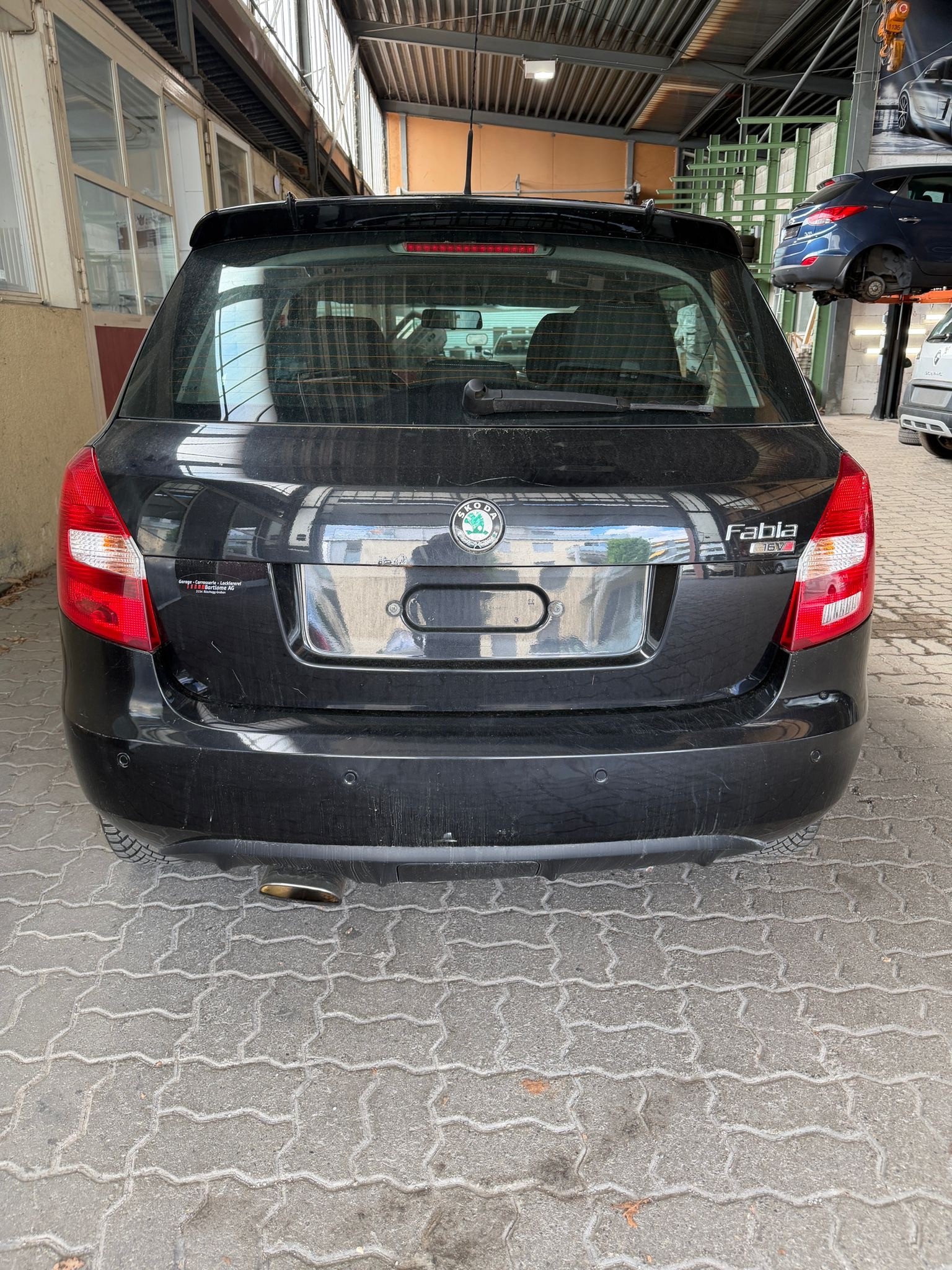 SKODA Fabia 1.6 Ambiente-image-7