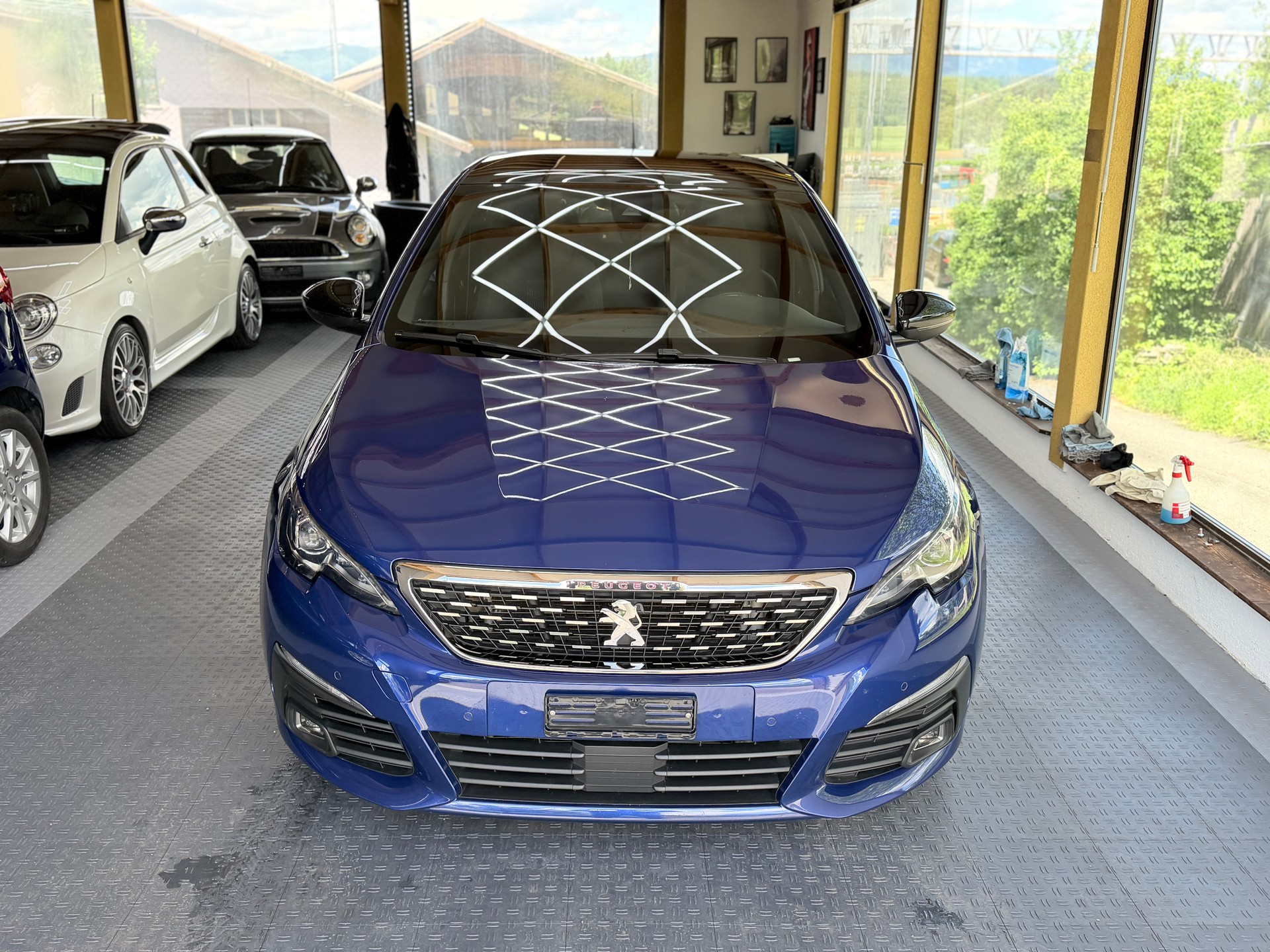 PEUGEOT 308 1.2 Pure Tech GT Line EAT8-image-1