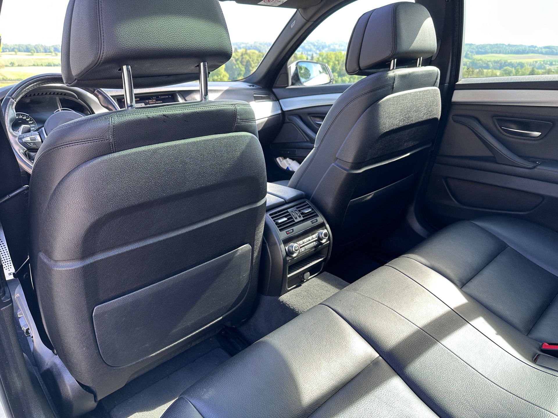 BMW 535d xDrive Touring M-Sport-image-8