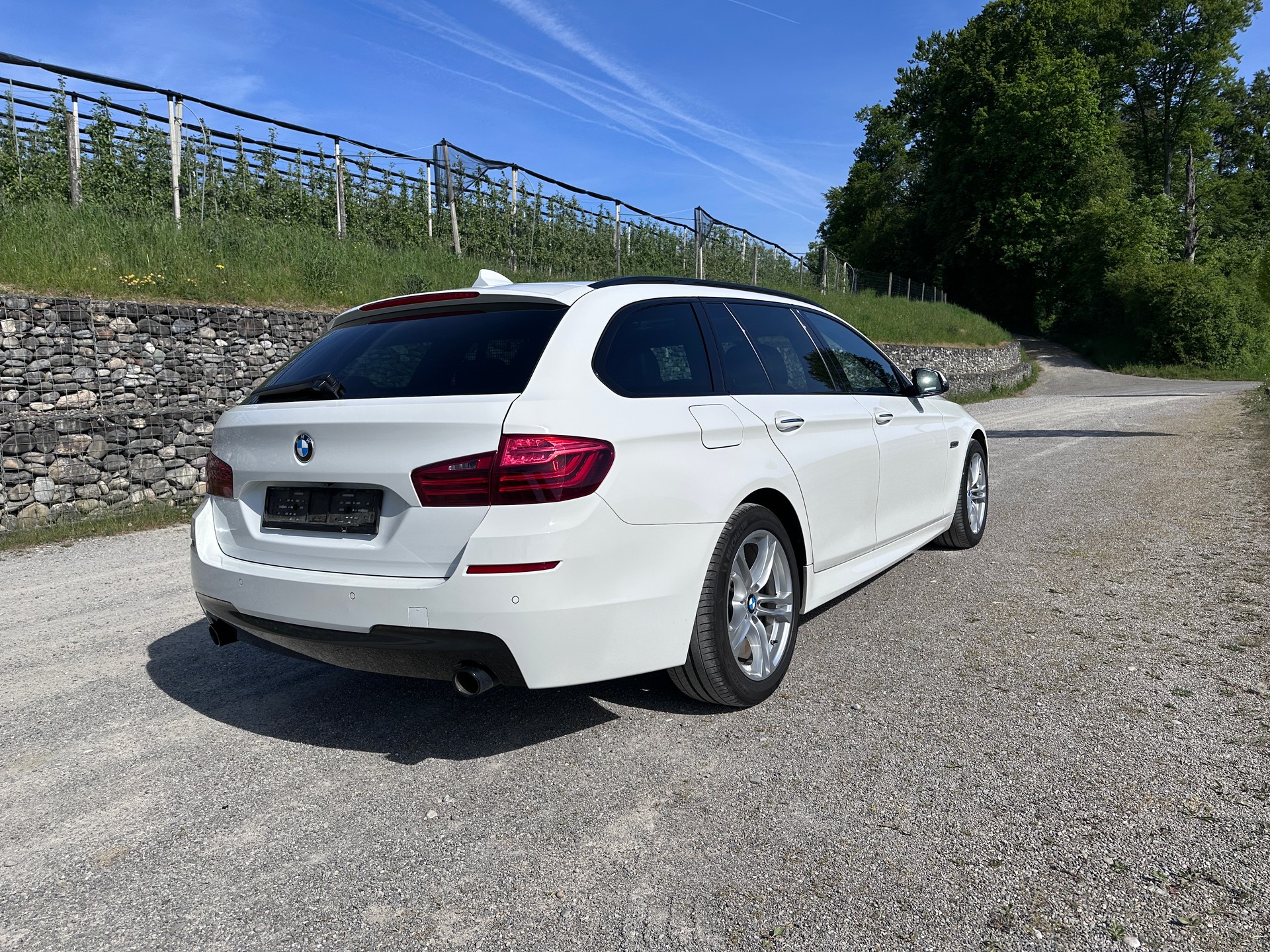 BMW 535d xDrive Touring M-Sport-image-3