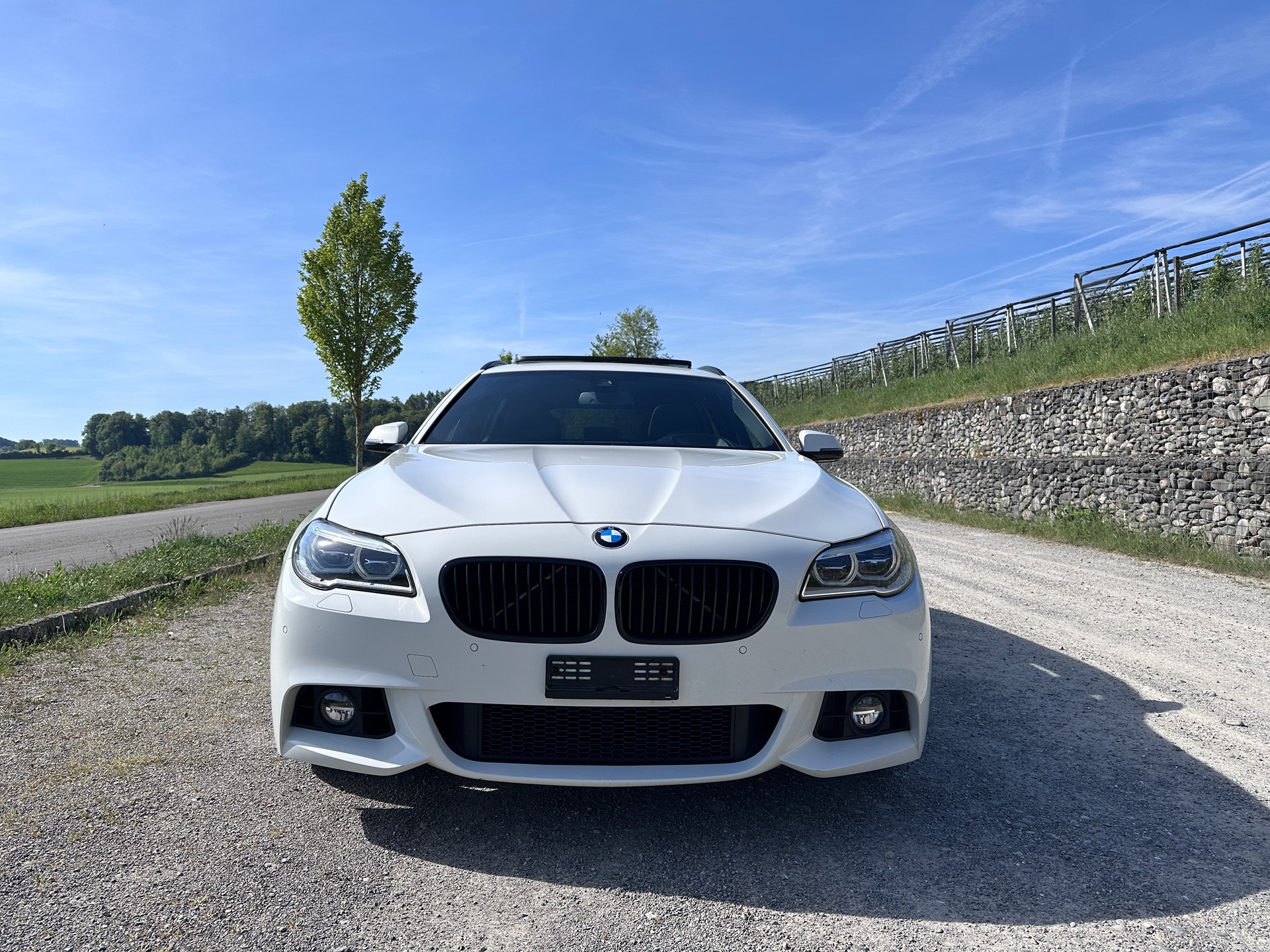 BMW 535d xDrive Touring M-Sport-image-1