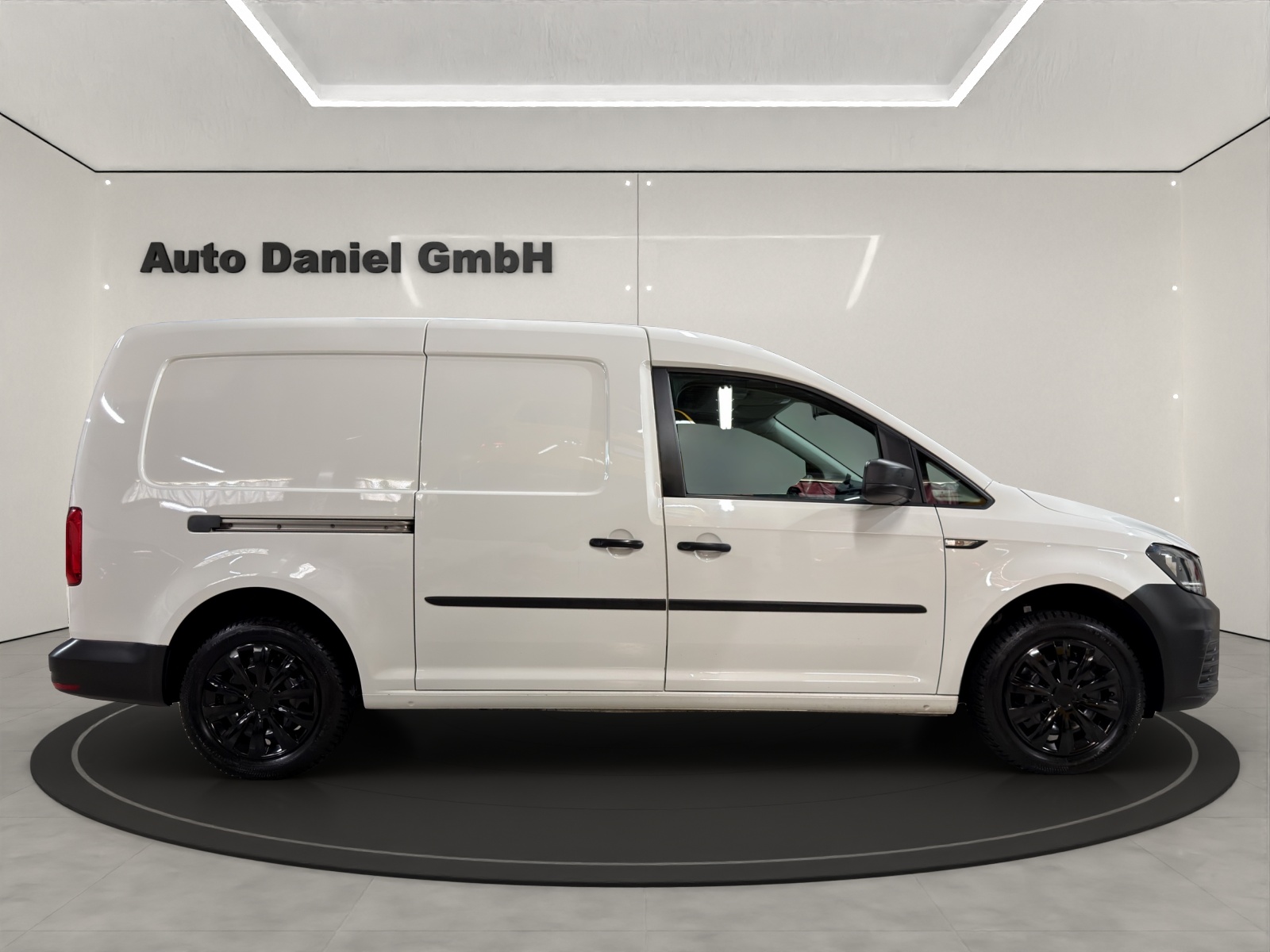 VW Caddy Maxi 2.0TDI BMT ( Mit Regale )-image-4