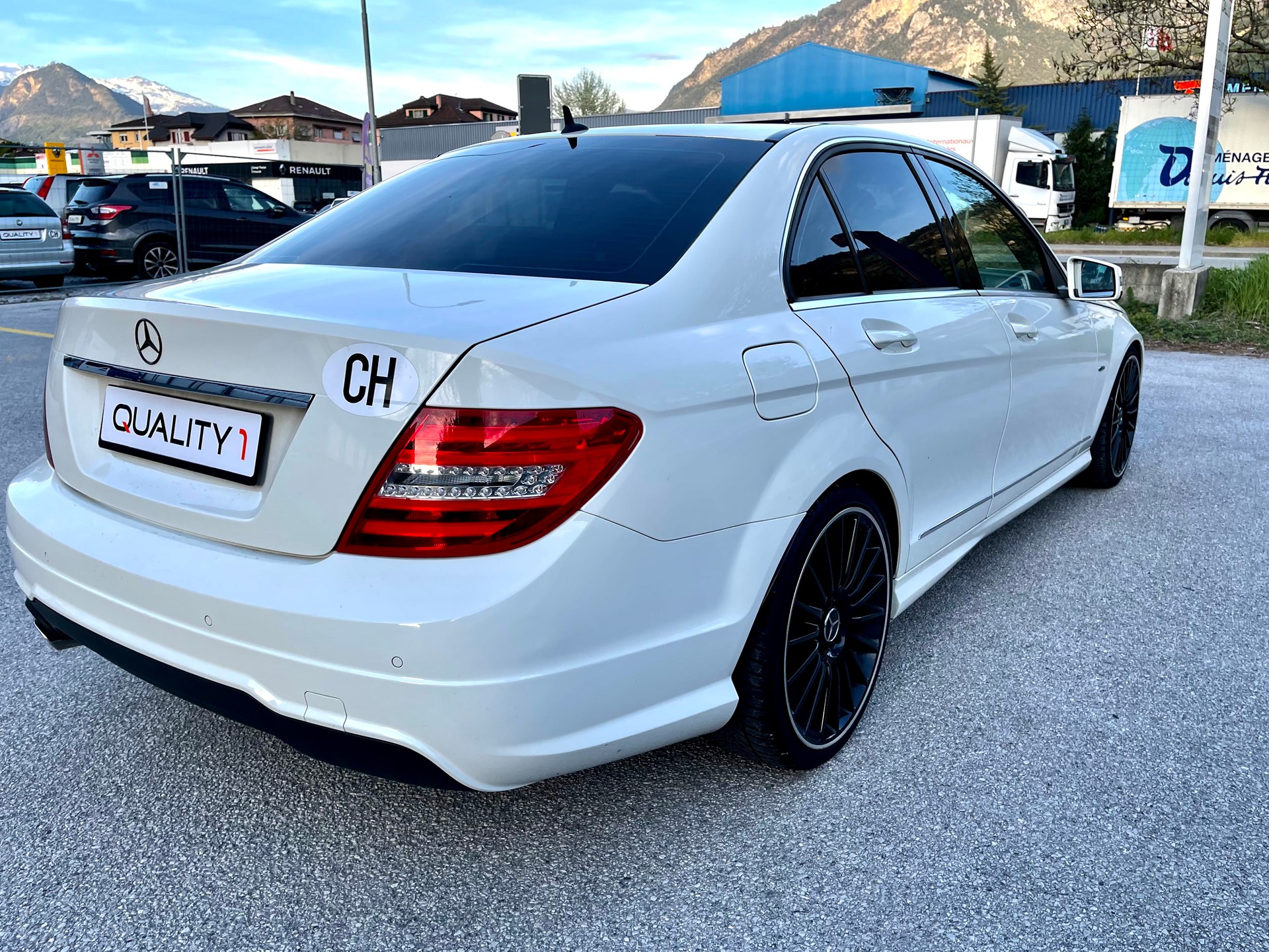MERCEDES-BENZ C 250 CDI Elégance 4Matic 7G-Tronic-image-25
