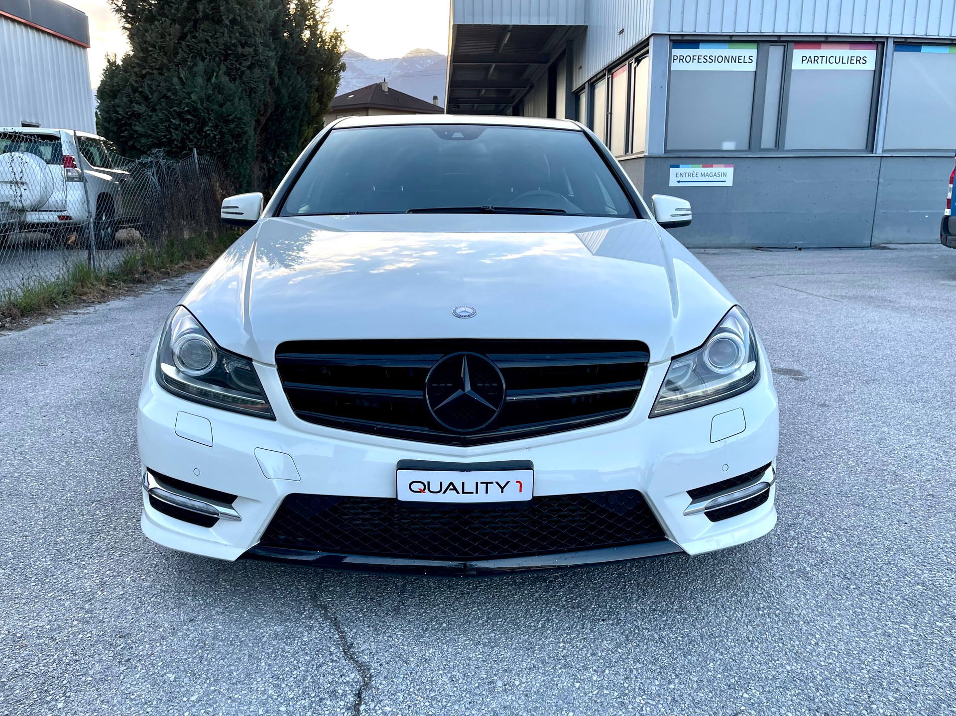 MERCEDES-BENZ C 250 CDI Elégance 4Matic 7G-Tronic-image-24