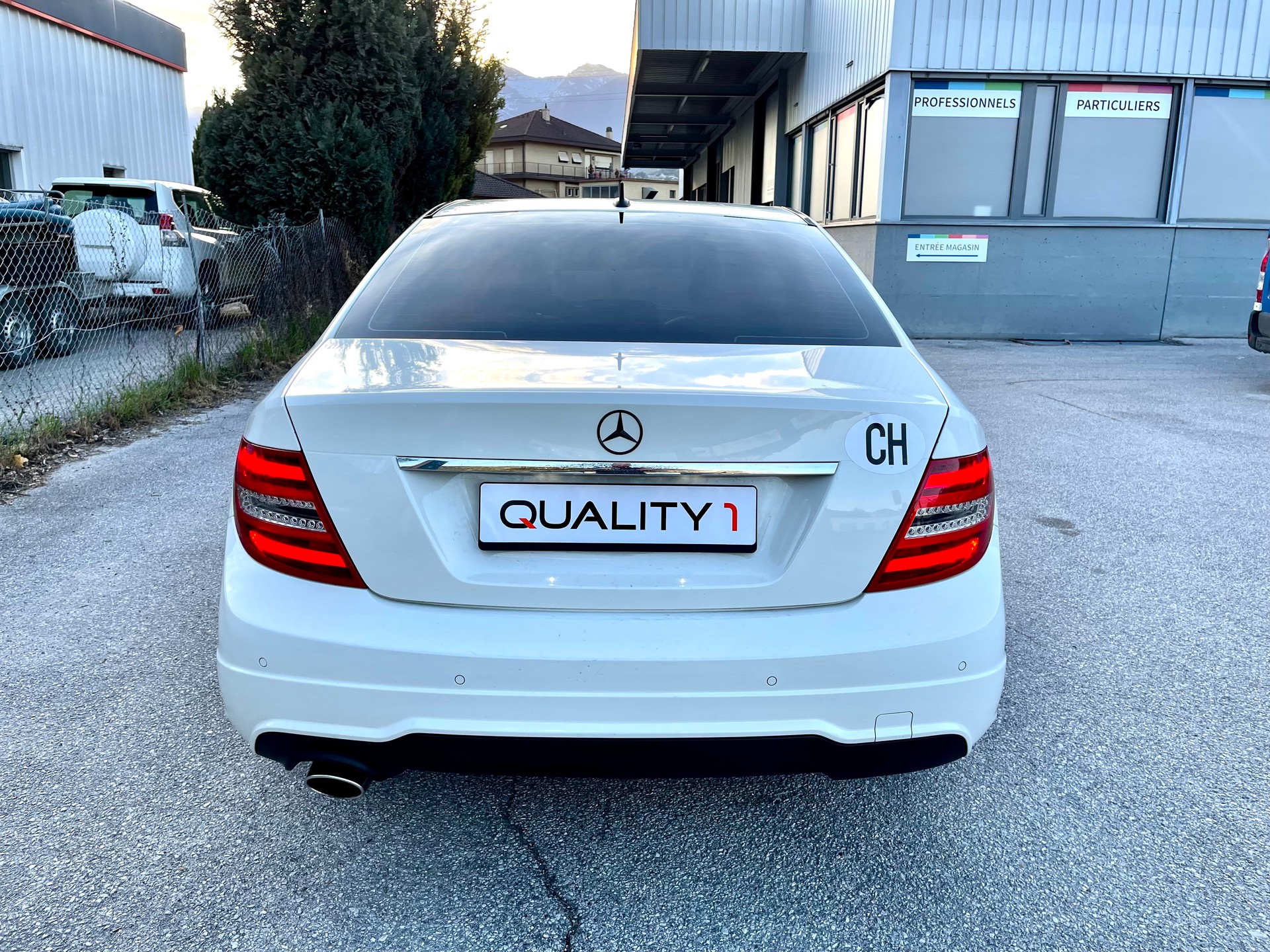 MERCEDES-BENZ C 250 CDI Elégance 4Matic 7G-Tronic-image-6