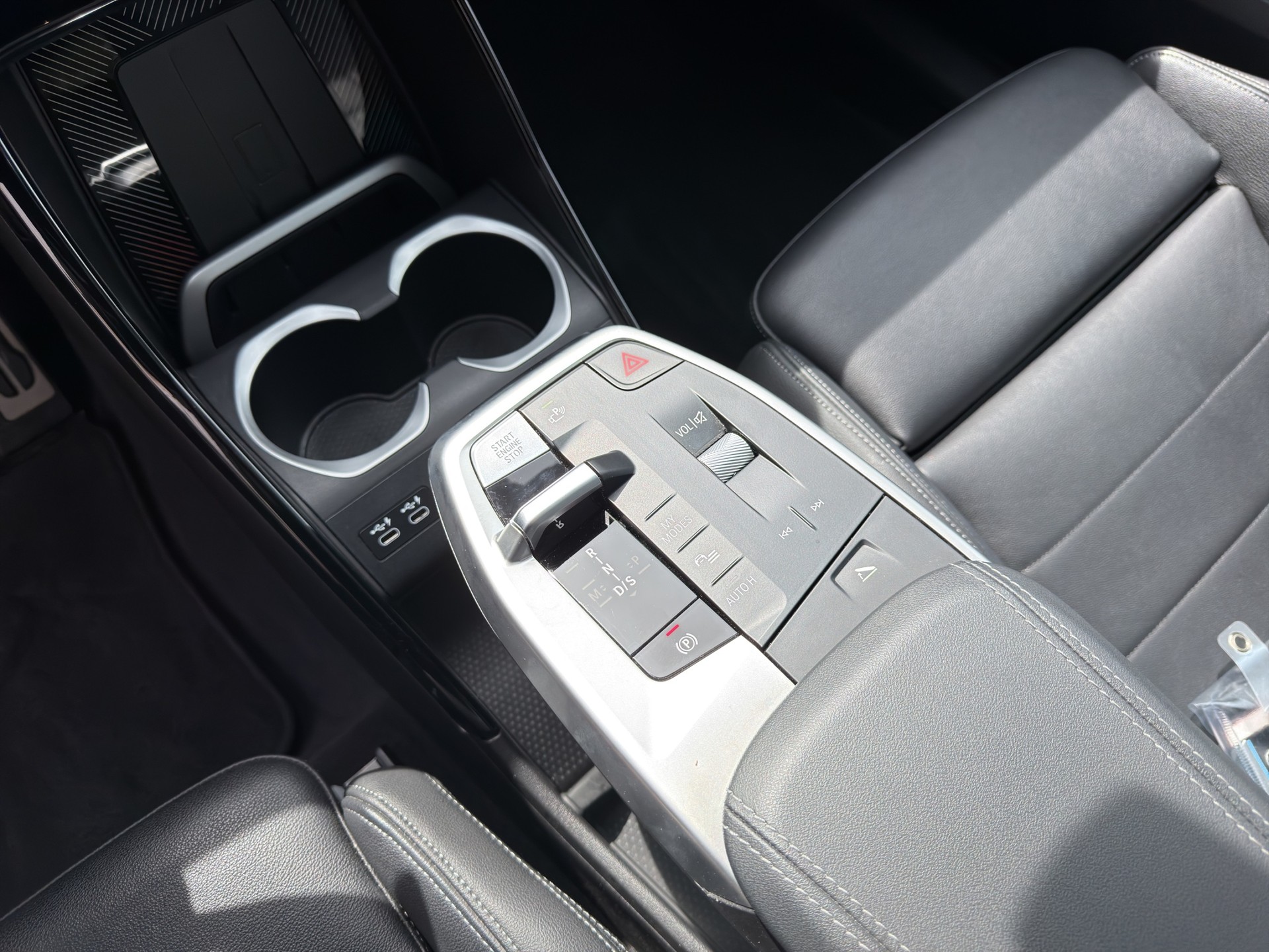 BMW X1 xDrive 20d 48V M Sport-image-13