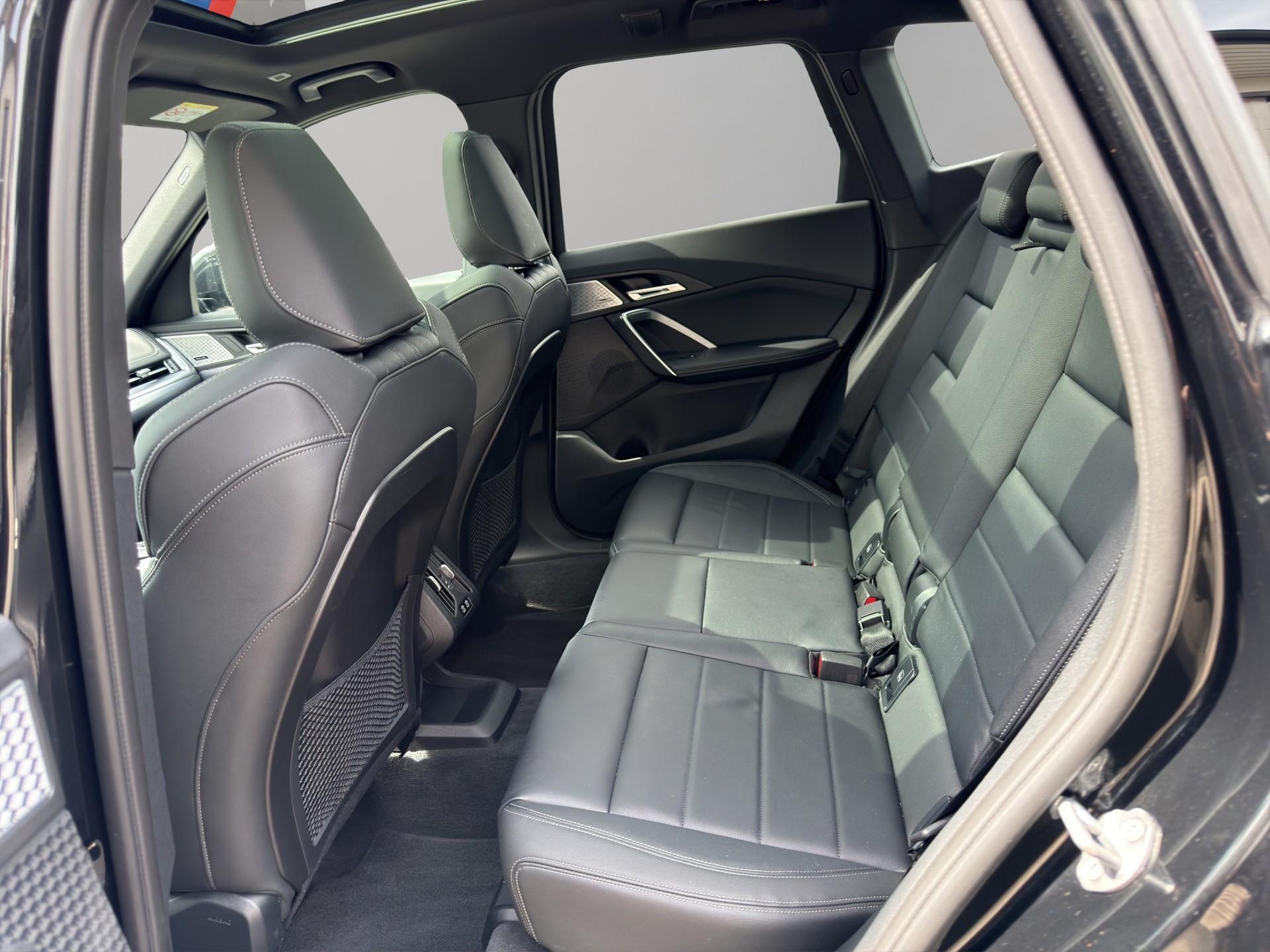 BMW X1 xDrive 20d 48V M Sport-image-16