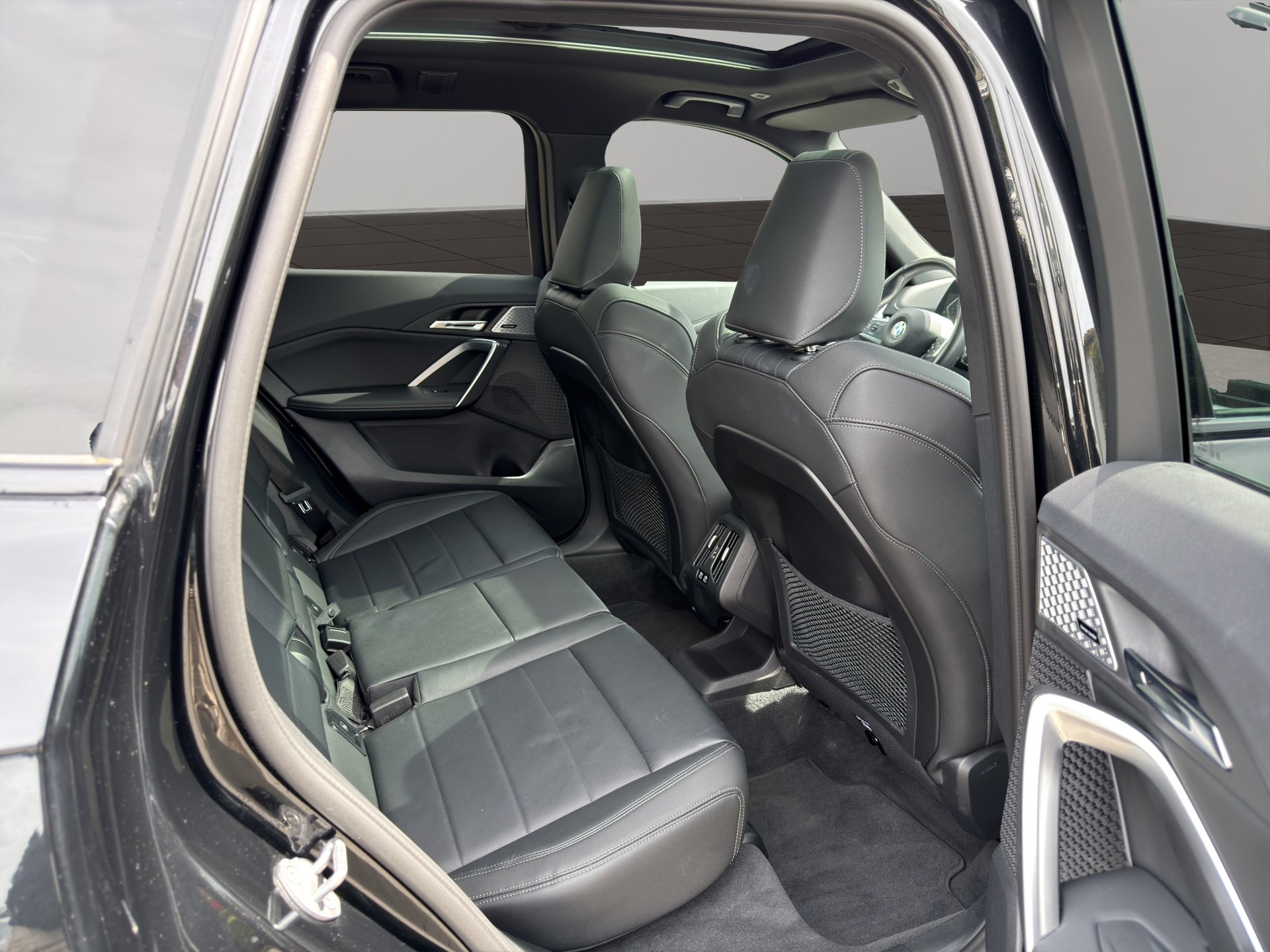BMW X1 xDrive 20d 48V M Sport-image-17