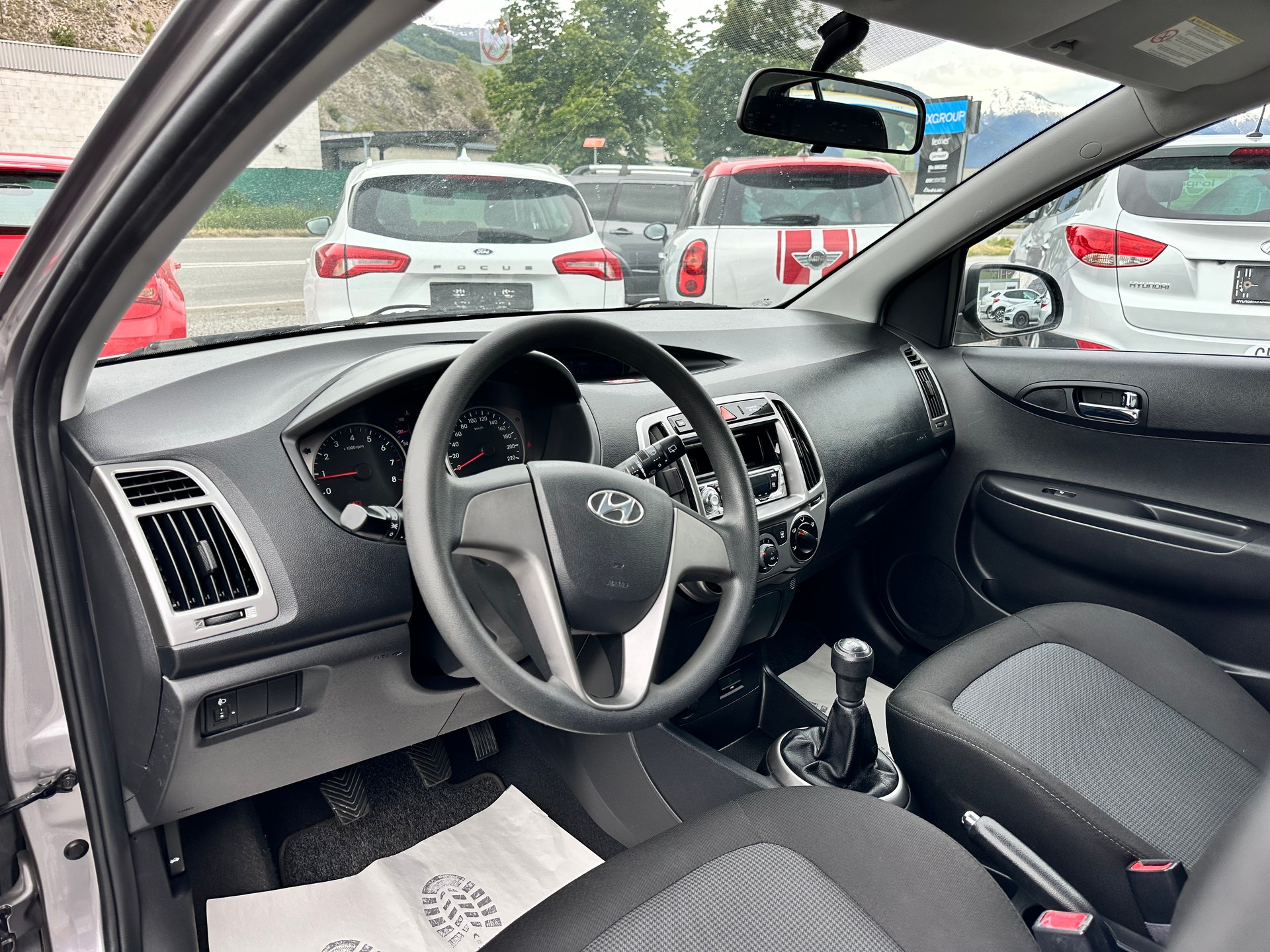 HYUNDAI i20 1.2 Pica 45km/h-image-9