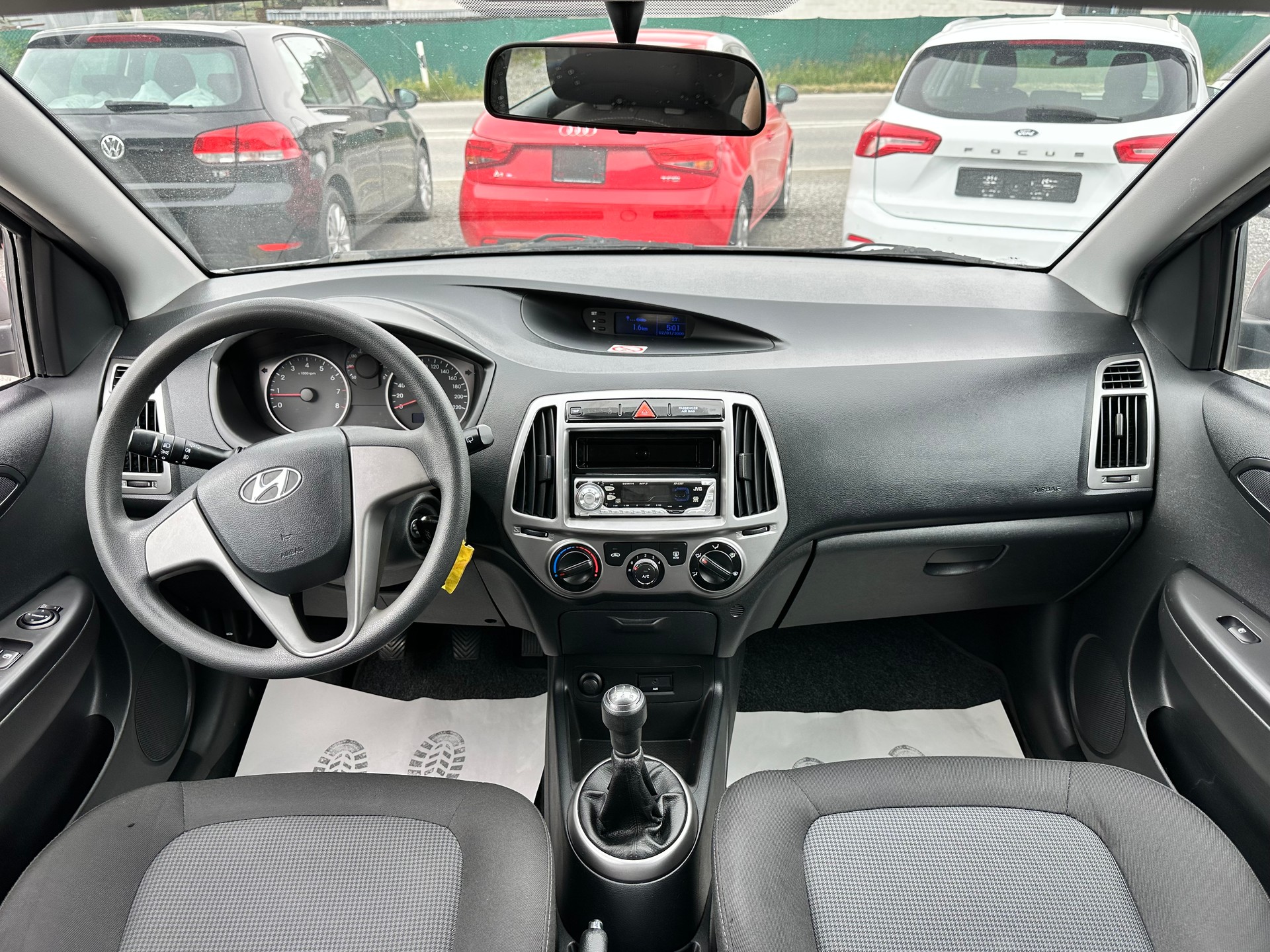 HYUNDAI i20 1.2 Pica 45km/h-image-10