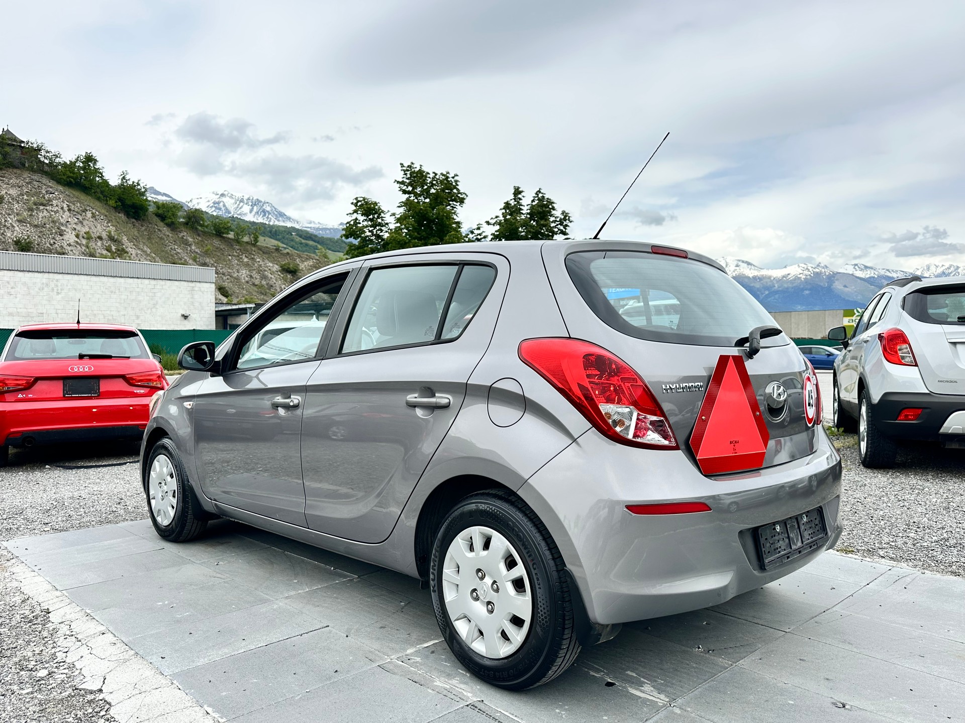HYUNDAI i20 1.2 Pica 45km/h-image-6