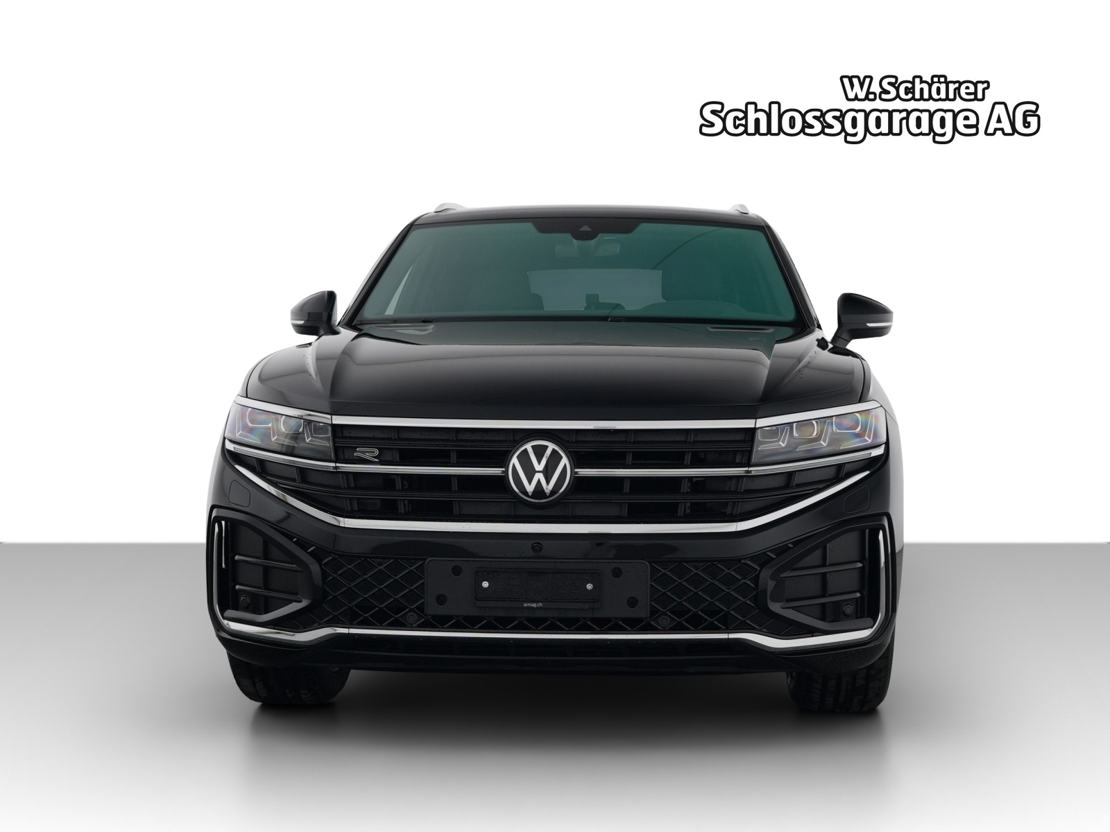 VW Touareg 3.0 TDI R-Line Tiptronic-image-5