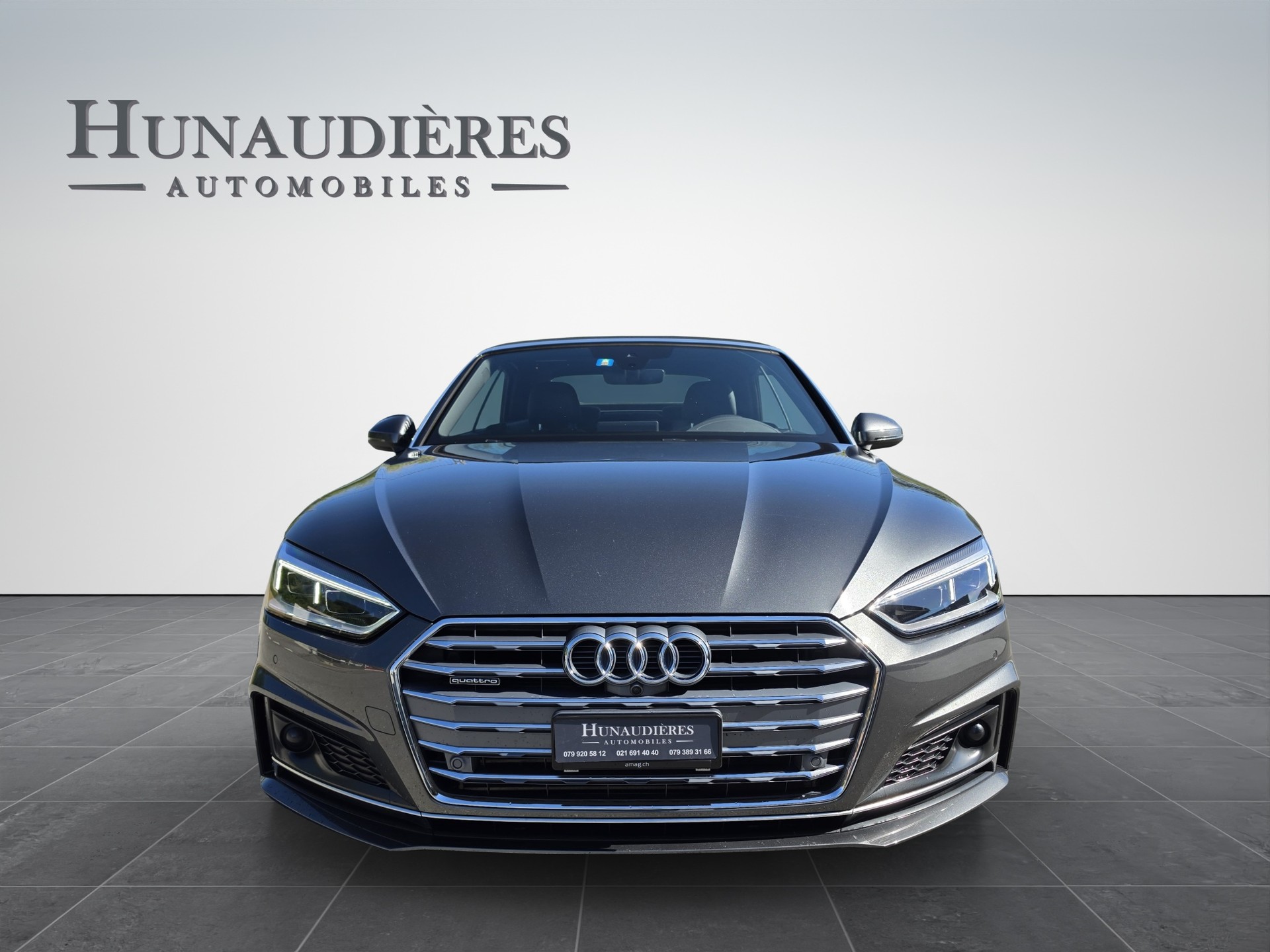 AUDI A5 Cabriolet 2.0 TFSI Sport quattro S-tronic-image-12
